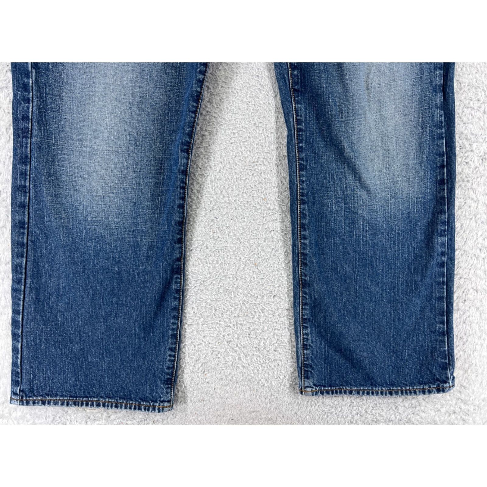 Lucky Brand Lucky Brand Jeans Mens 32 Blue Denim Classic Fit Straight Rivington Cotton Shirt Jeans? Size US 32 / EU 48 - 5 Thumbnail