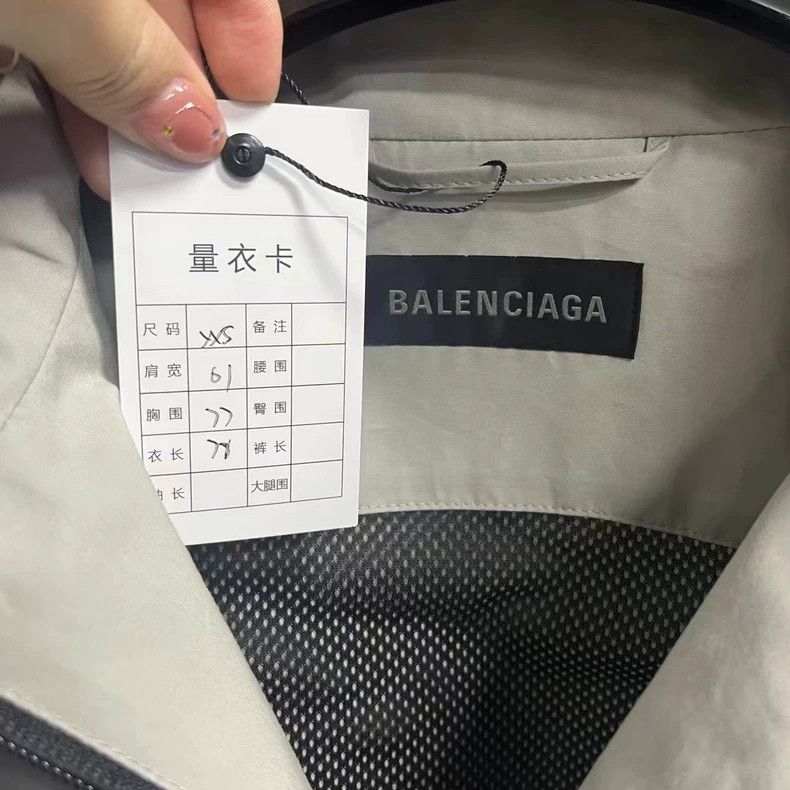 Balenciaga Balenciaga Monogrammed Zip Long Jacket 2501-Nextarrow Size US XXS / EU 40 - 2 Thumbnail