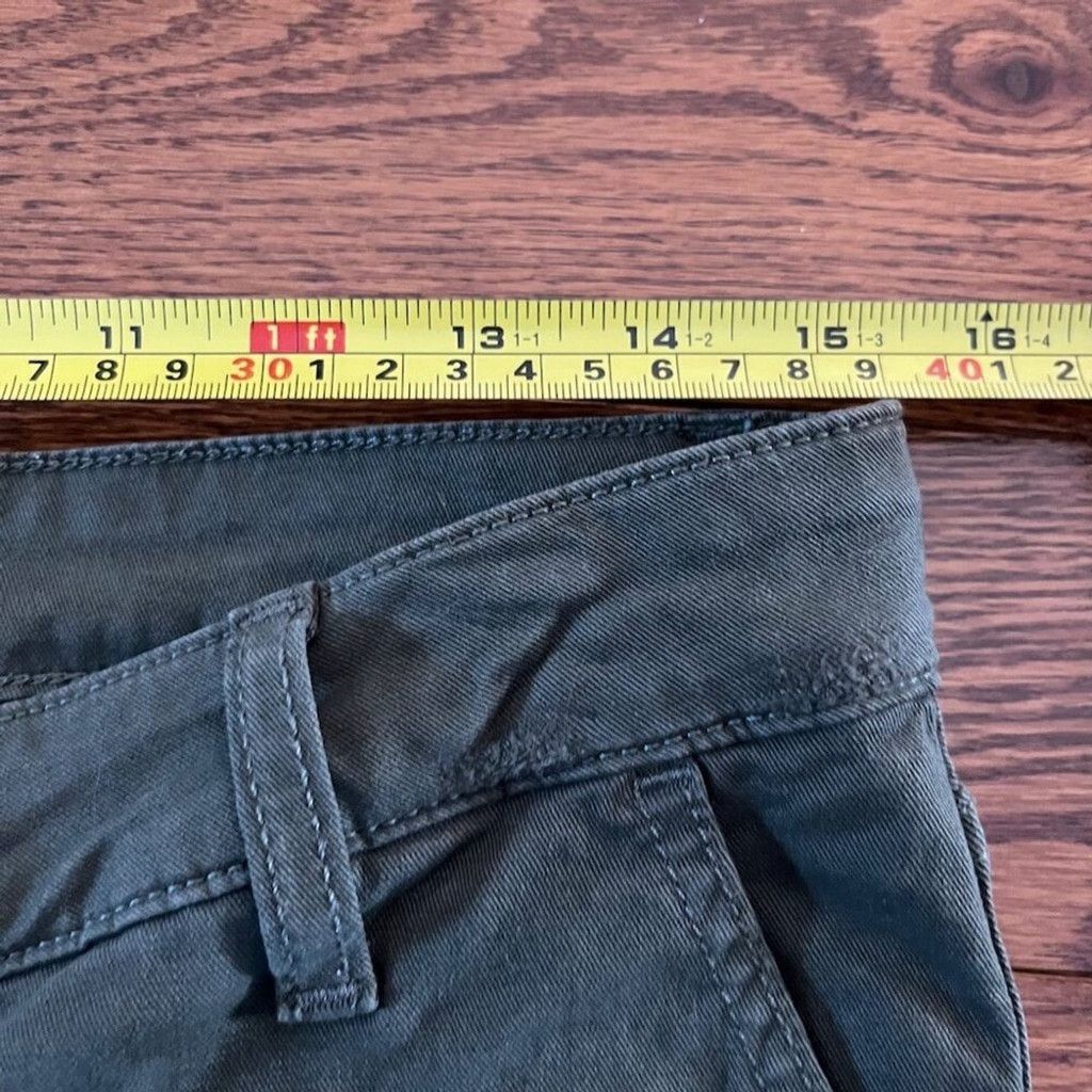 Guess Guess Women's Green Cargo Shorts Size 27" / US 4 / IT 40 - 4 Thumbnail