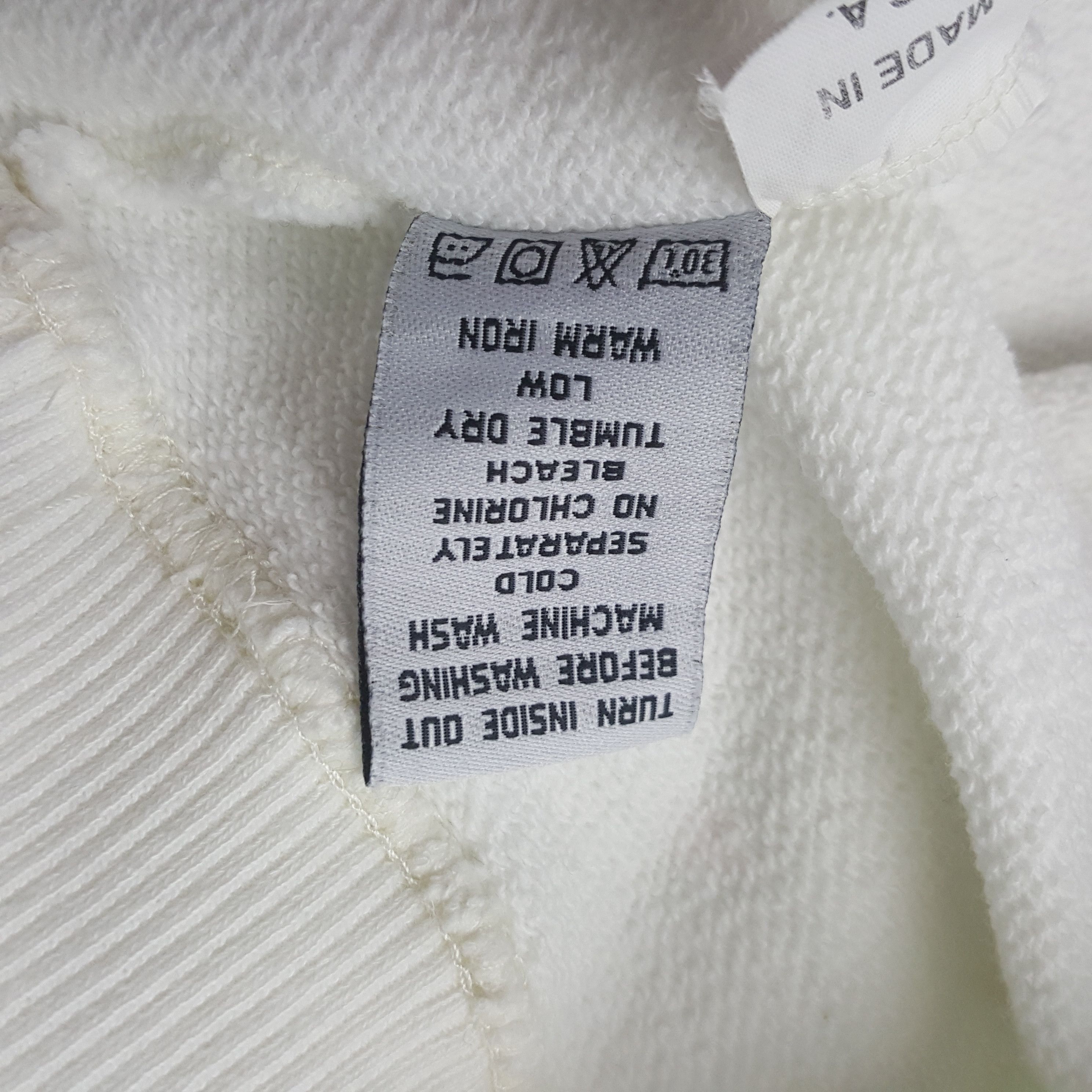 Calvin Klein Vintage Calvin Klein Jeans Designer Brand Sweatshirt C295N5 Size US M / EU 48-50 / 2 - 8 Thumbnail