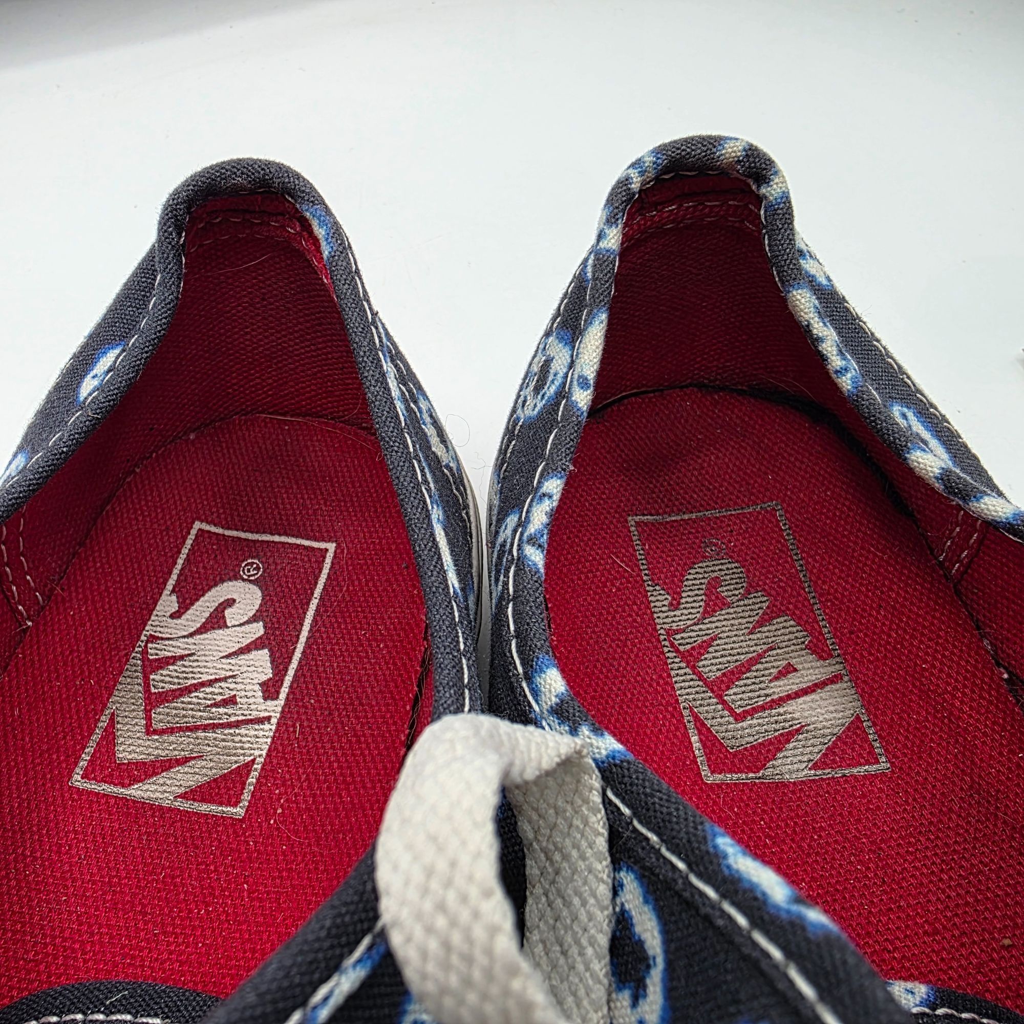 Vans Vans Authentic Dyed Dots & Stripes Womens Size 7 Red White B Size US 7 / IT 37 - 7 Thumbnail