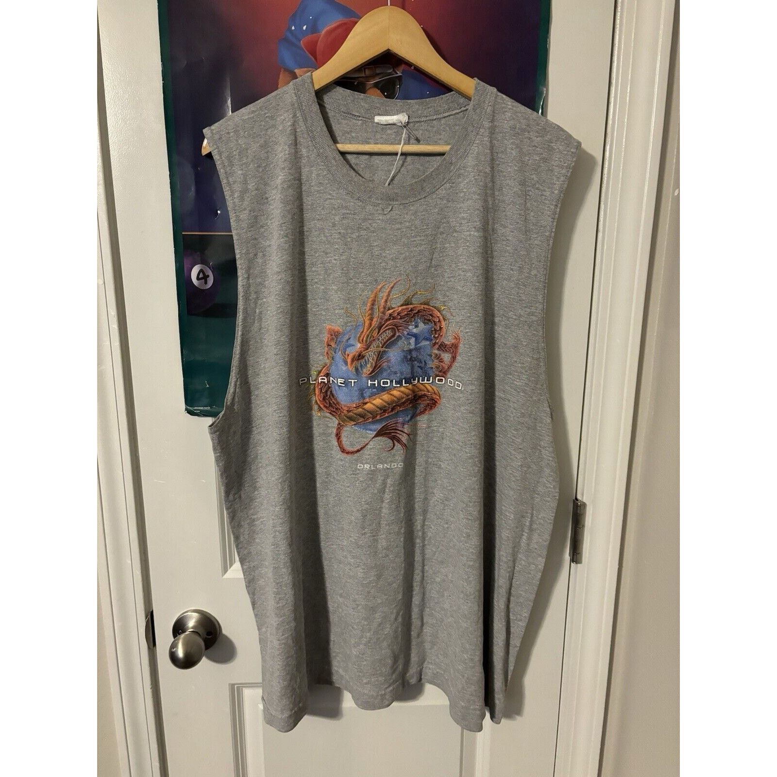 Planet Hollywood Vintage planet hollywood dragon y2k grey sleeveless shirt Size US L / EU 52-54 / 3 - 1 Thumbnail
