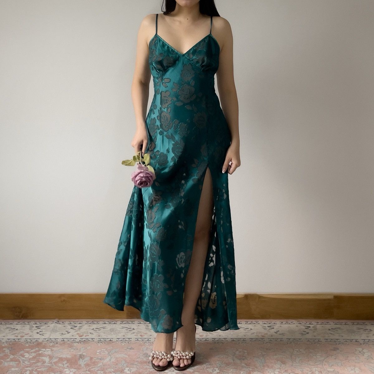 Victoria's Secret Victoria’s Secret 1990s Green Floral Burnout Slip Dress (L) Size L / US 10 / IT 46 - 1 Thumbnail