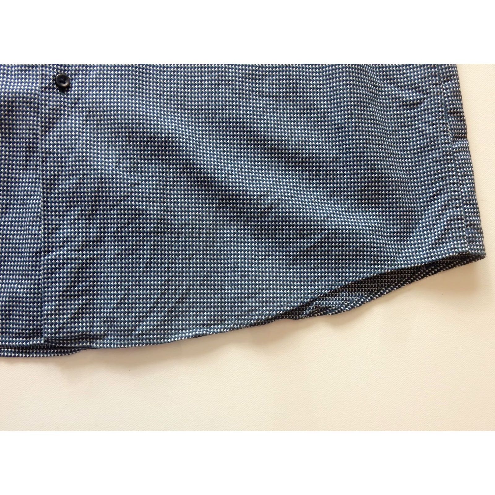 Hugo Boss HUGO BOSS Men's Button-Up Shirt Slim Fit XL Blue 44/17.5 Long Sleeve Size US XL / EU 56 / 4 - 3 Thumbnail
