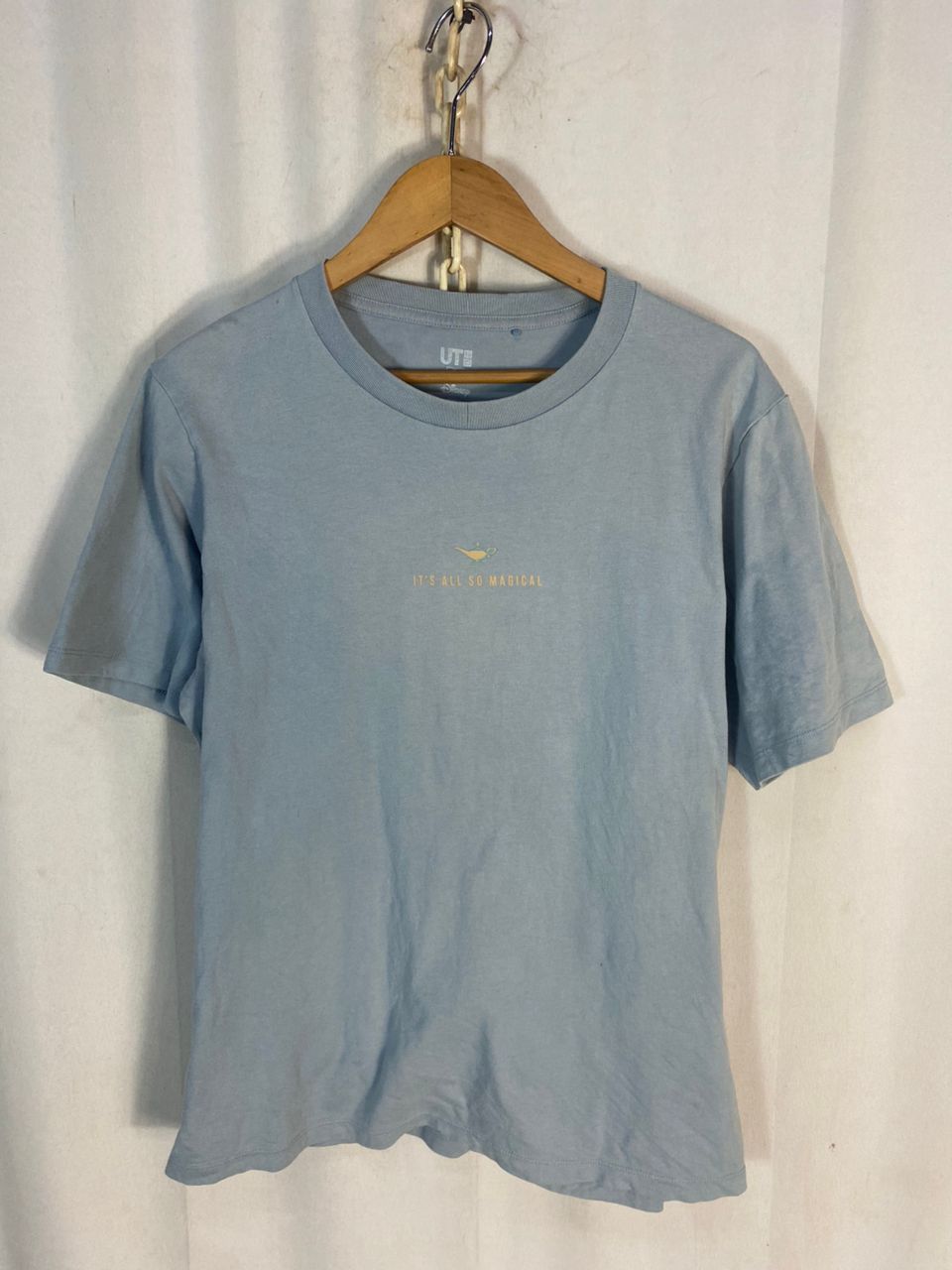 Cartoon Network × Disney × Uniqlo Aladdin Disney x Uniqlo tshirt Size US M / EU 48-50 / 2 - 12 Thumbnail