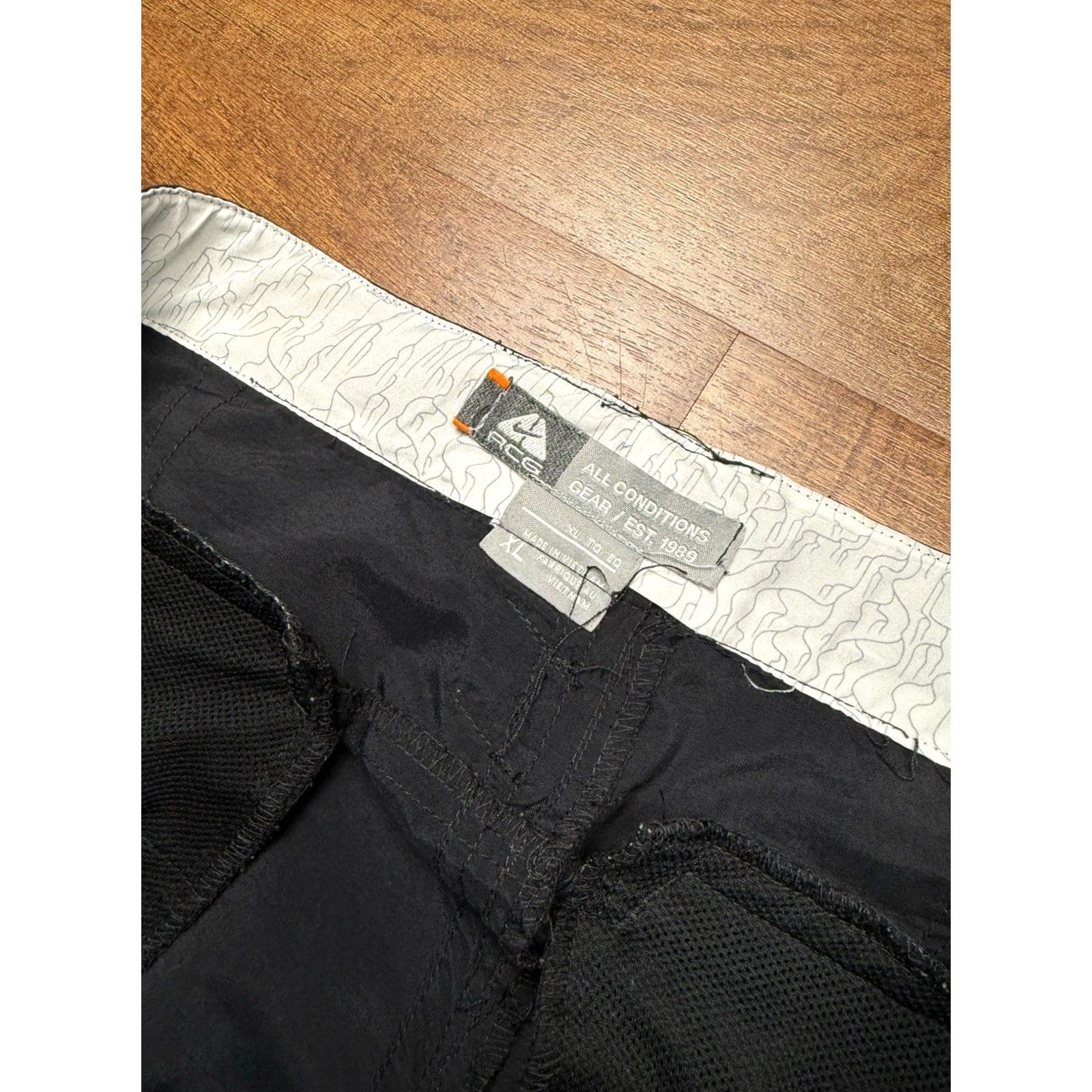 Nike ACG VINTAGE Nike ACG Pants Baggy Cargo Belted Black XL Mens Wide-Leg 90s Streetwear Size US 36 / EU 52 - 5 Thumbnail