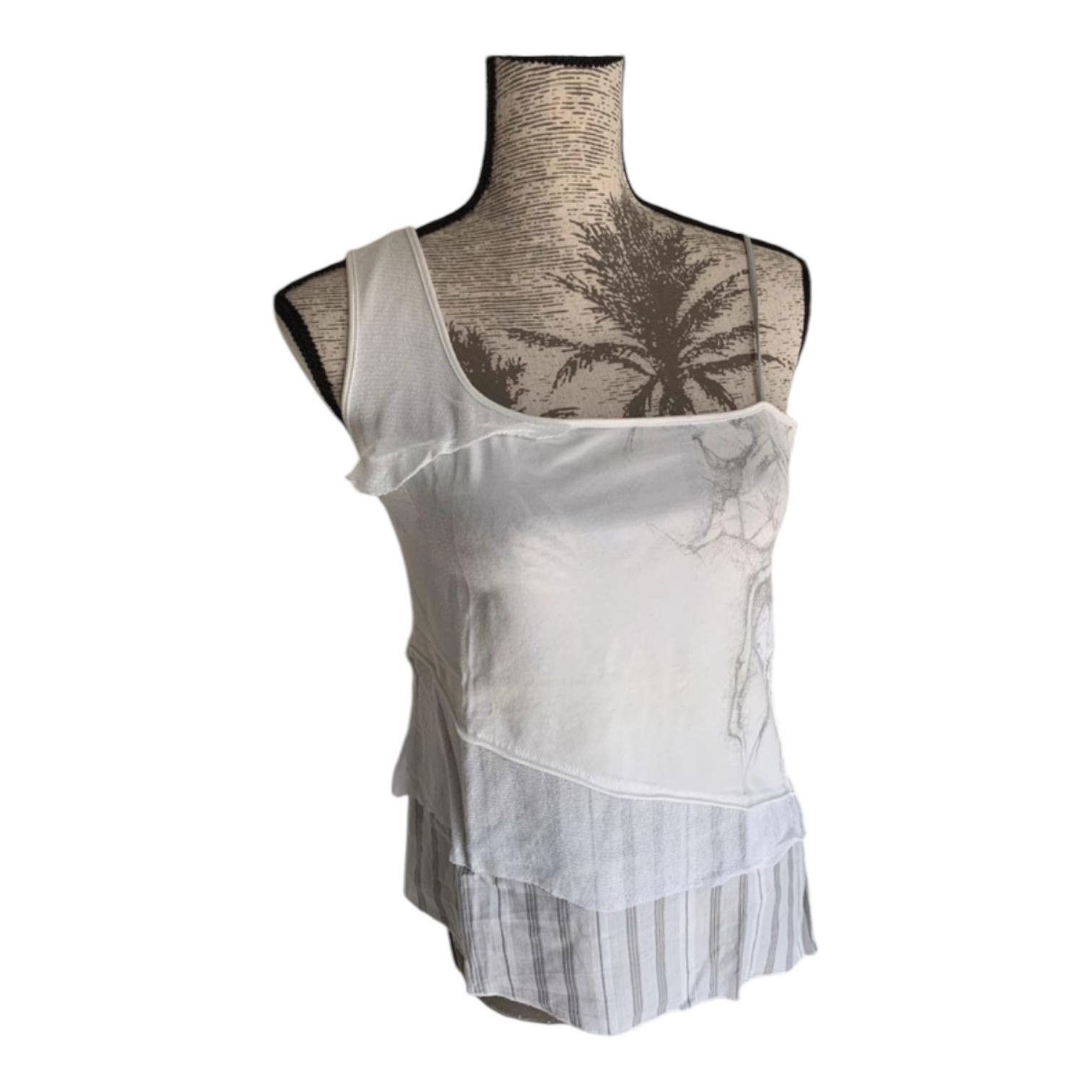 Cop Copine The Cop Copine Off Shoulder Multi Layered Flower Top Size ONE SIZE - 1 Thumbnail