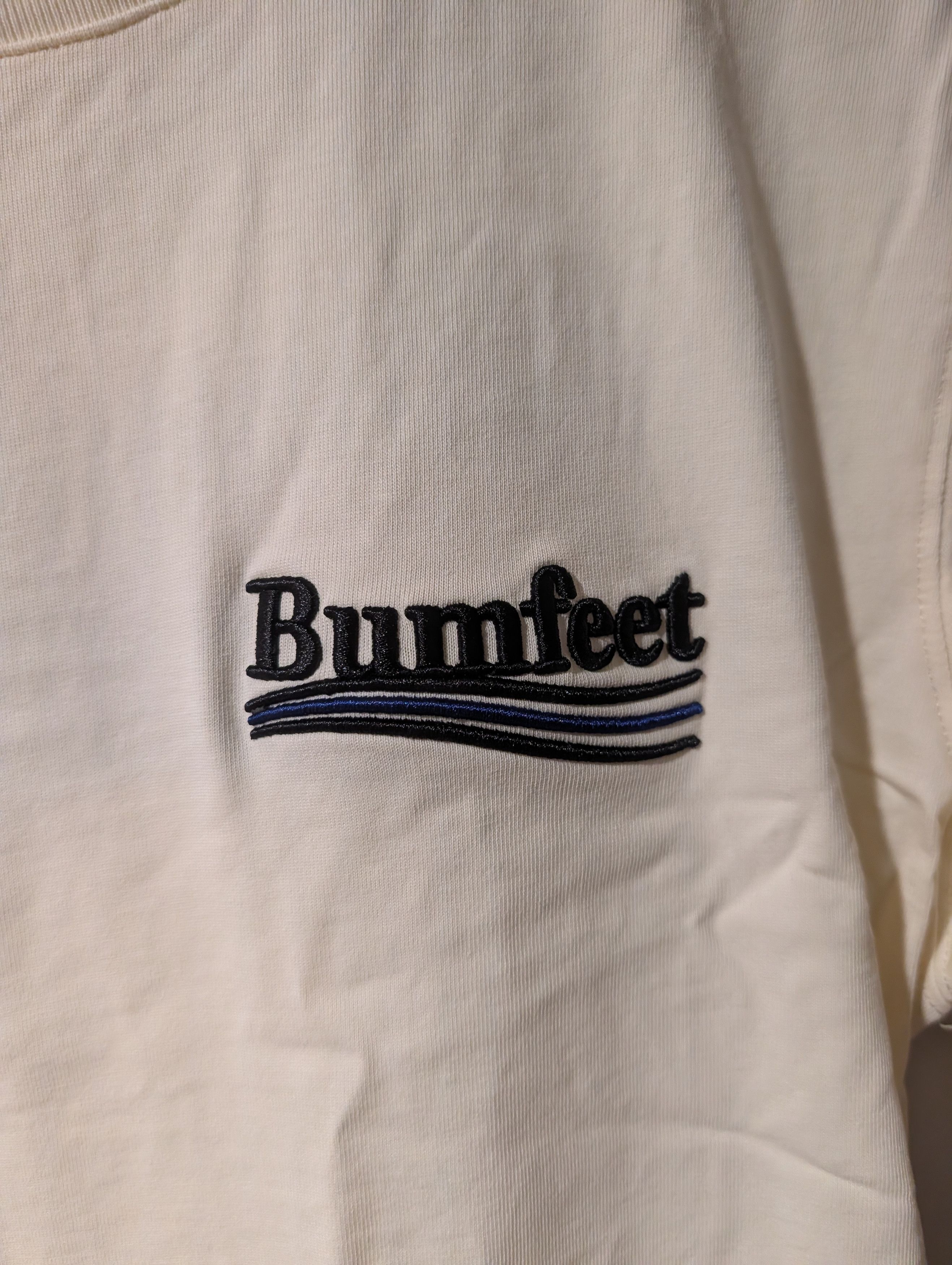 Gildan Vintage Bumfeet Streetwear Parody T-Shirt Cream Embroidered Size US L / EU 52-54 / 3 - 4 Thumbnail