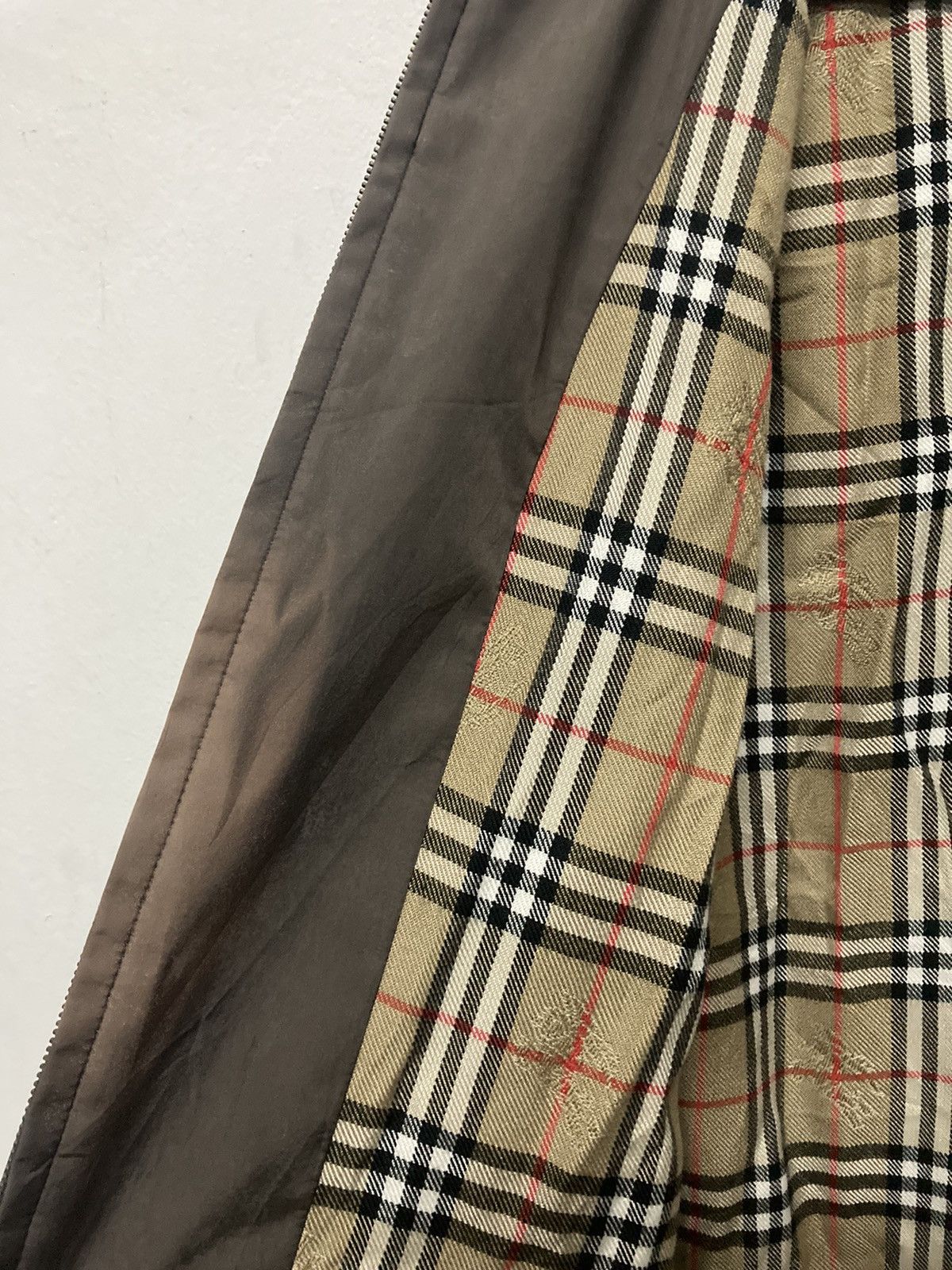 Burberry × Vintage Vintage Burberrys’ Regd Blouson Sun Faded Jacket Size US L / EU 52-54 / 3 - 18 Thumbnail