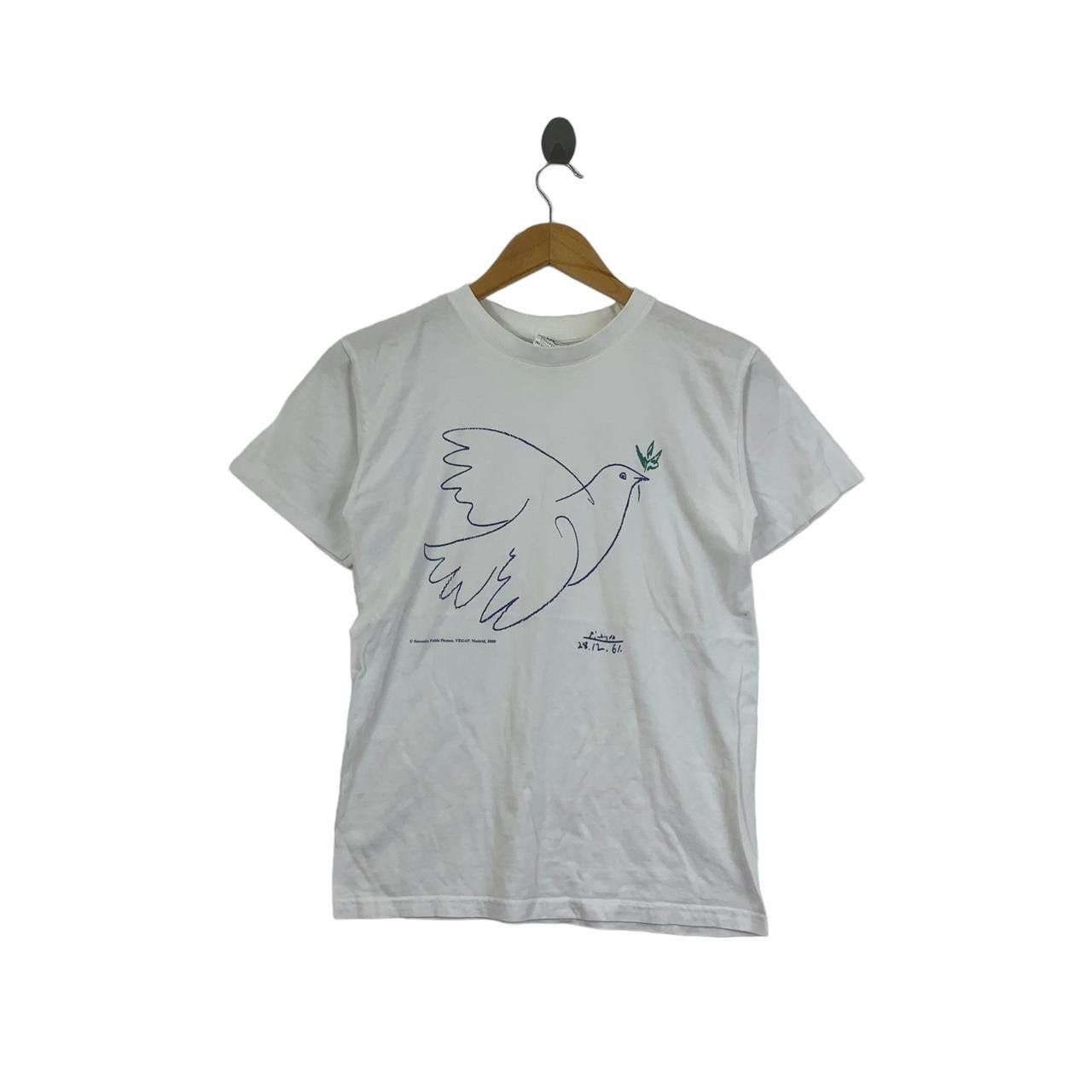 Vintage Vintage PABLO PICASSO Dove Of Peace Art Tee Shirt Size S / US 4 / IT 40 - 1 Thumbnail