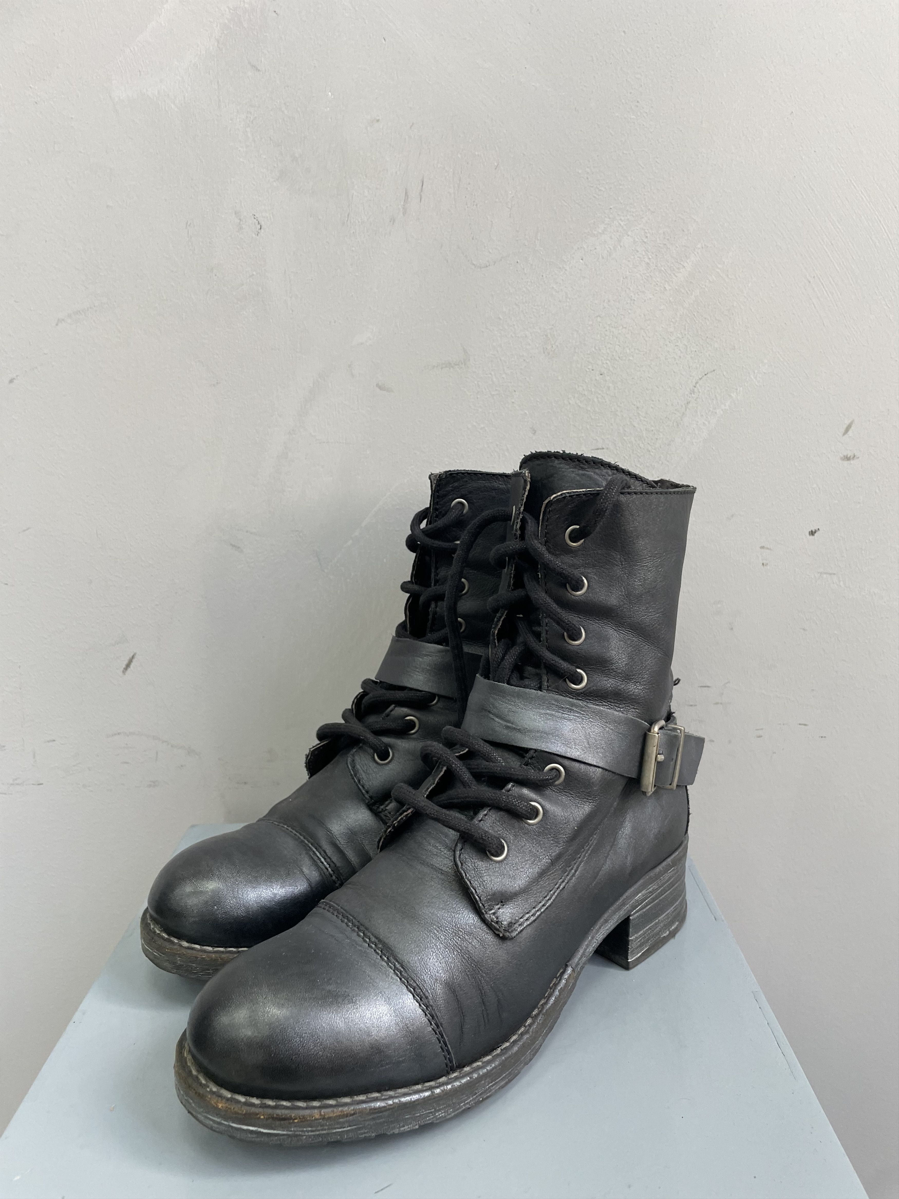 If Six Was Nine Rare japanese Rick owens style leather moto boots y2k Size US 7 / EU 40 - 4 Thumbnail