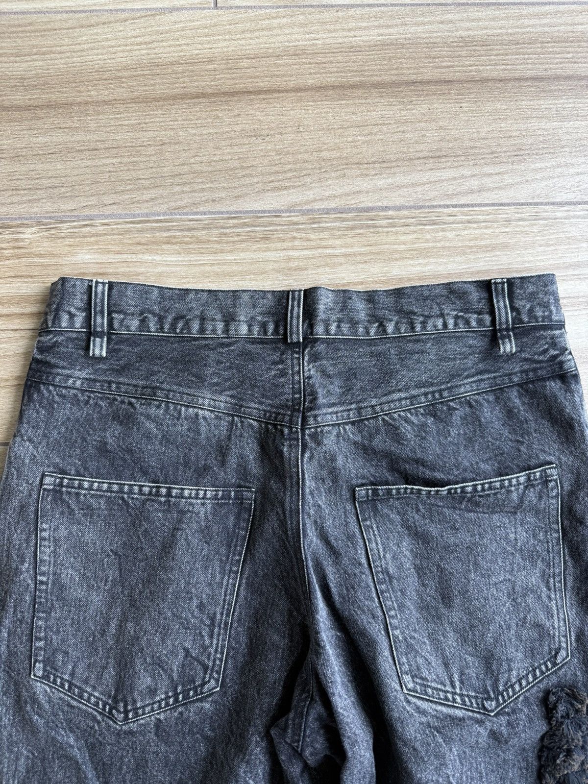 Song For The Mute Song For The Mute frayed-patch straight-leg denim jeans Size US 34 / EU 50 - 9 Thumbnail