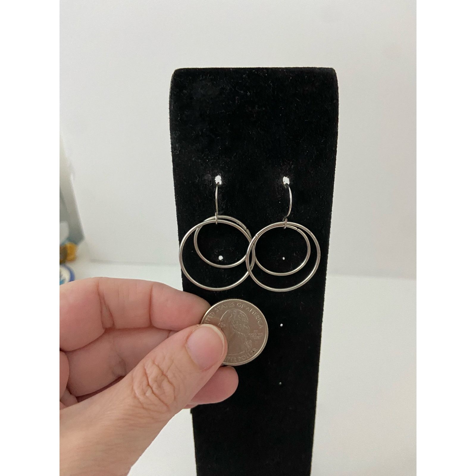 Other Circular dangle earrings silver tone Size ONE SIZE - 2 Thumbnail