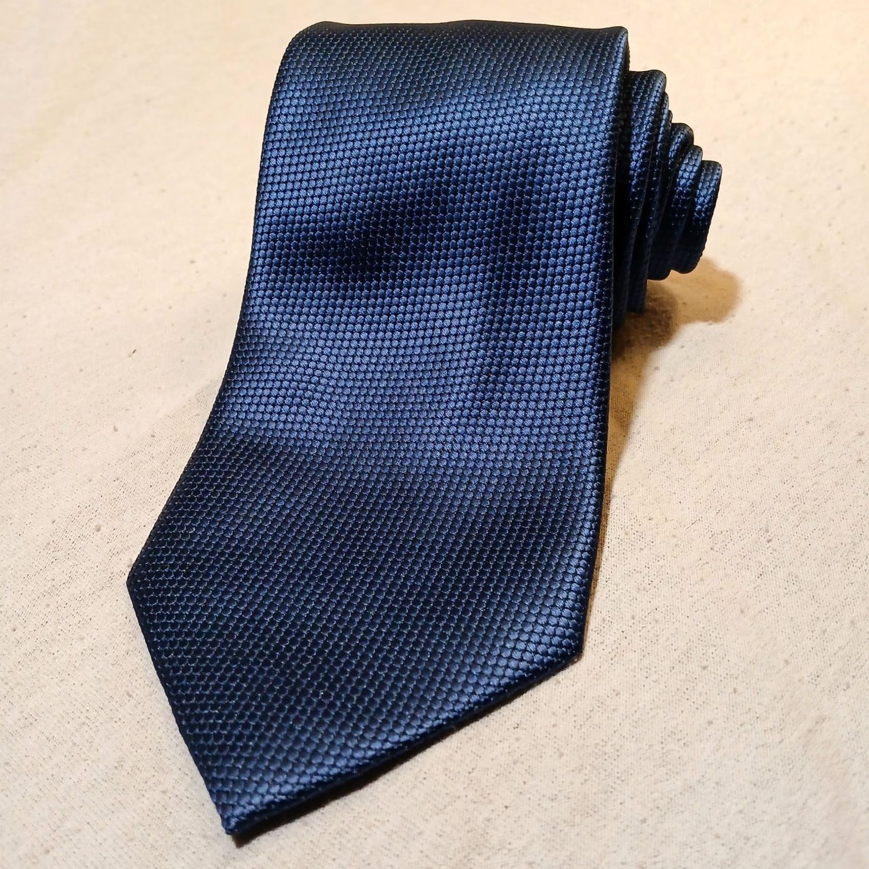 Arrow Arrow Tie For Men Solid Blue 100% Polyester 58" x 3.25" Tie Mens Blue Pattern Vintage? No. Size ONE SIZE - 2 Thumbnail