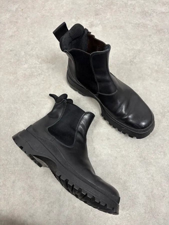 Prada FW1999 Prada Black Chelsea Vibram Leather Boots Size US 7.5 / EU 40-41 - 5 Thumbnail