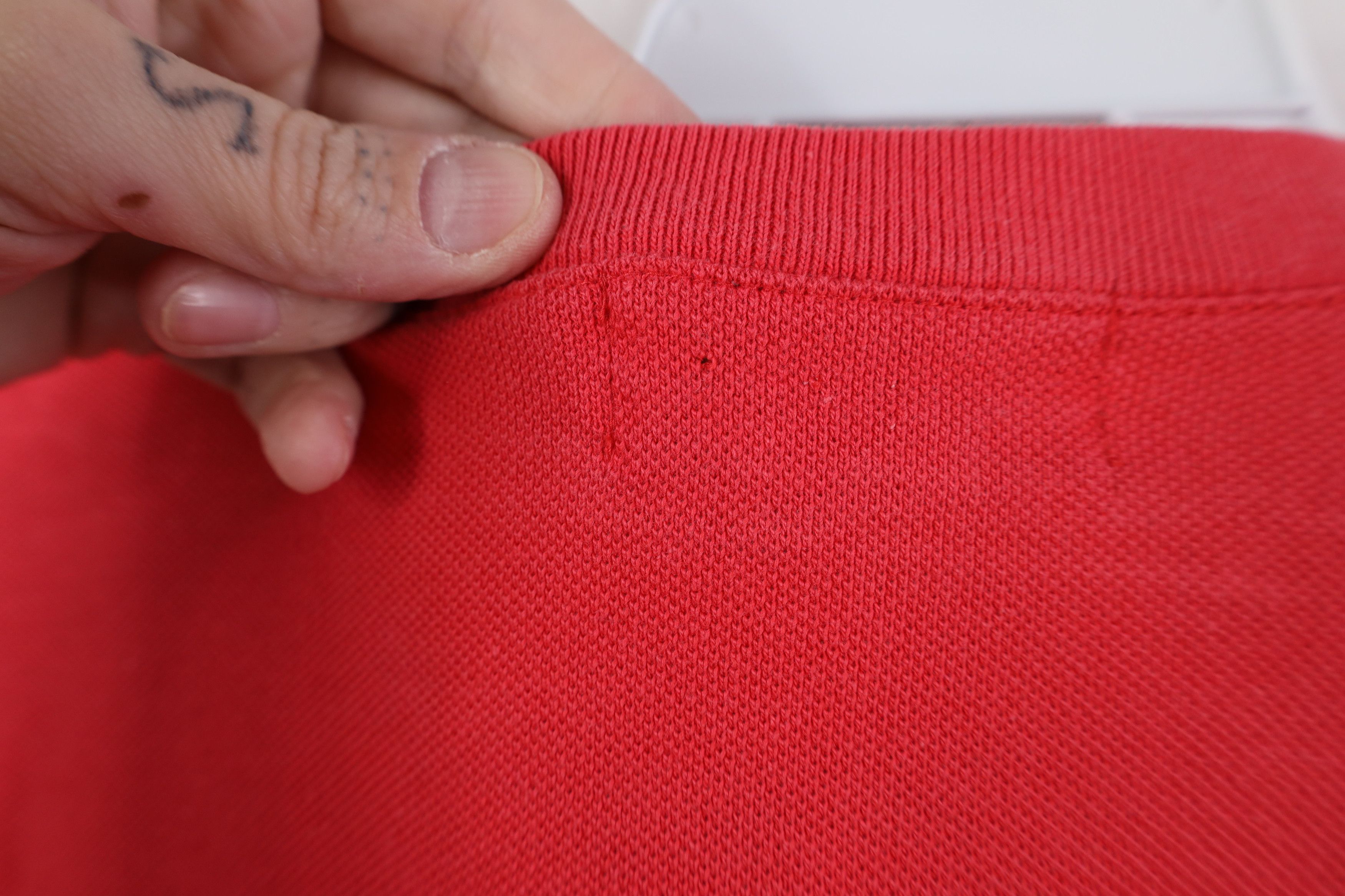 Banana Republic Vintage 90s Banana Republic Safari Knit Baggy T-Shirt Red Size US S / EU 44-46 / 1 - 12 Thumbnail