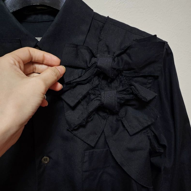 Comme des Garcons Comme Des Garcons Bow-tie shirt Size XS / US 0-2 / IT 36-38 - 1 Thumbnail