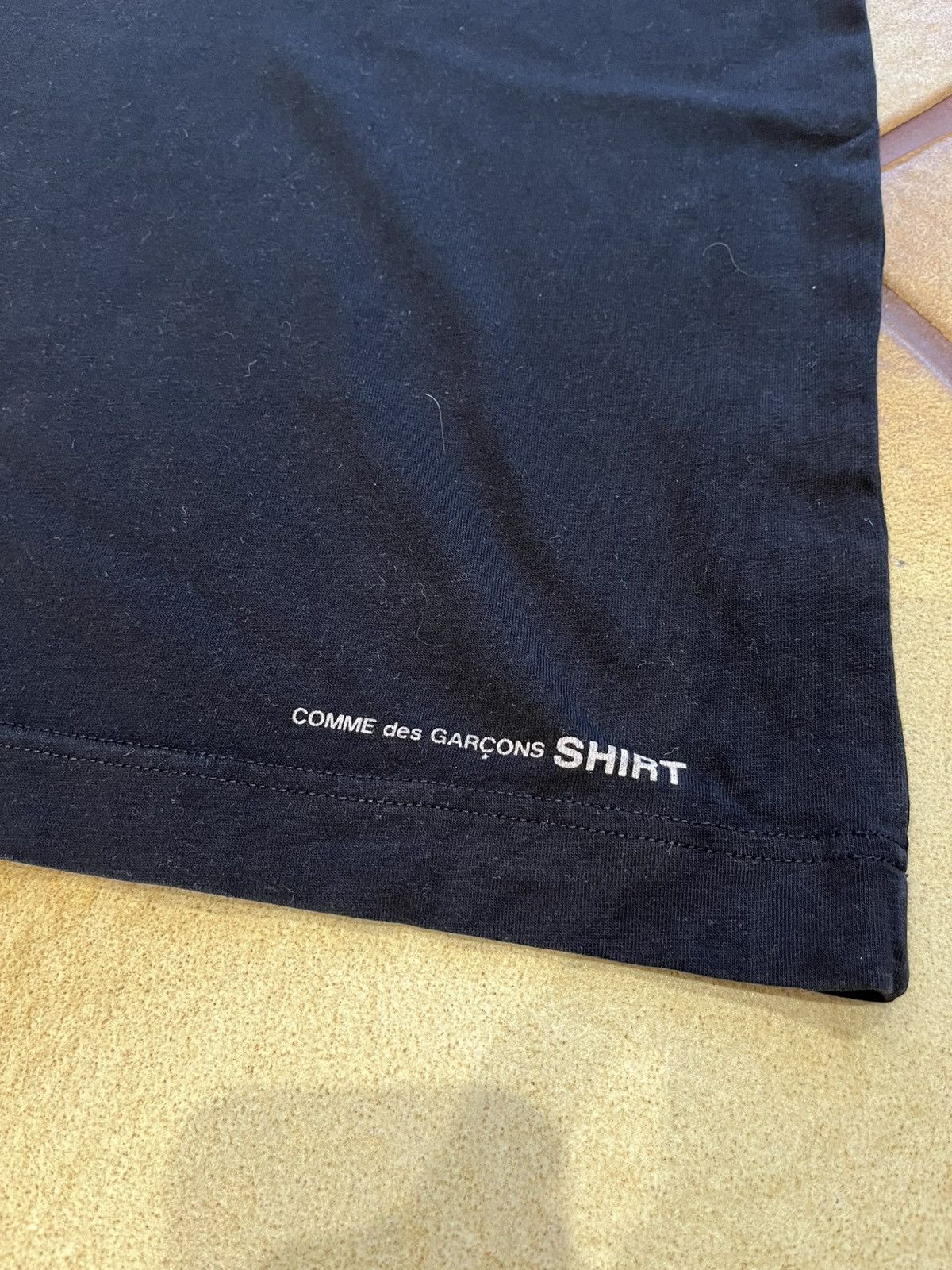 Comme des Garcons × Japanese Brand Comme des Garcons Shirt Logo Black T-Shirt Size US L / EU 52-54 / 3 - 4 Thumbnail