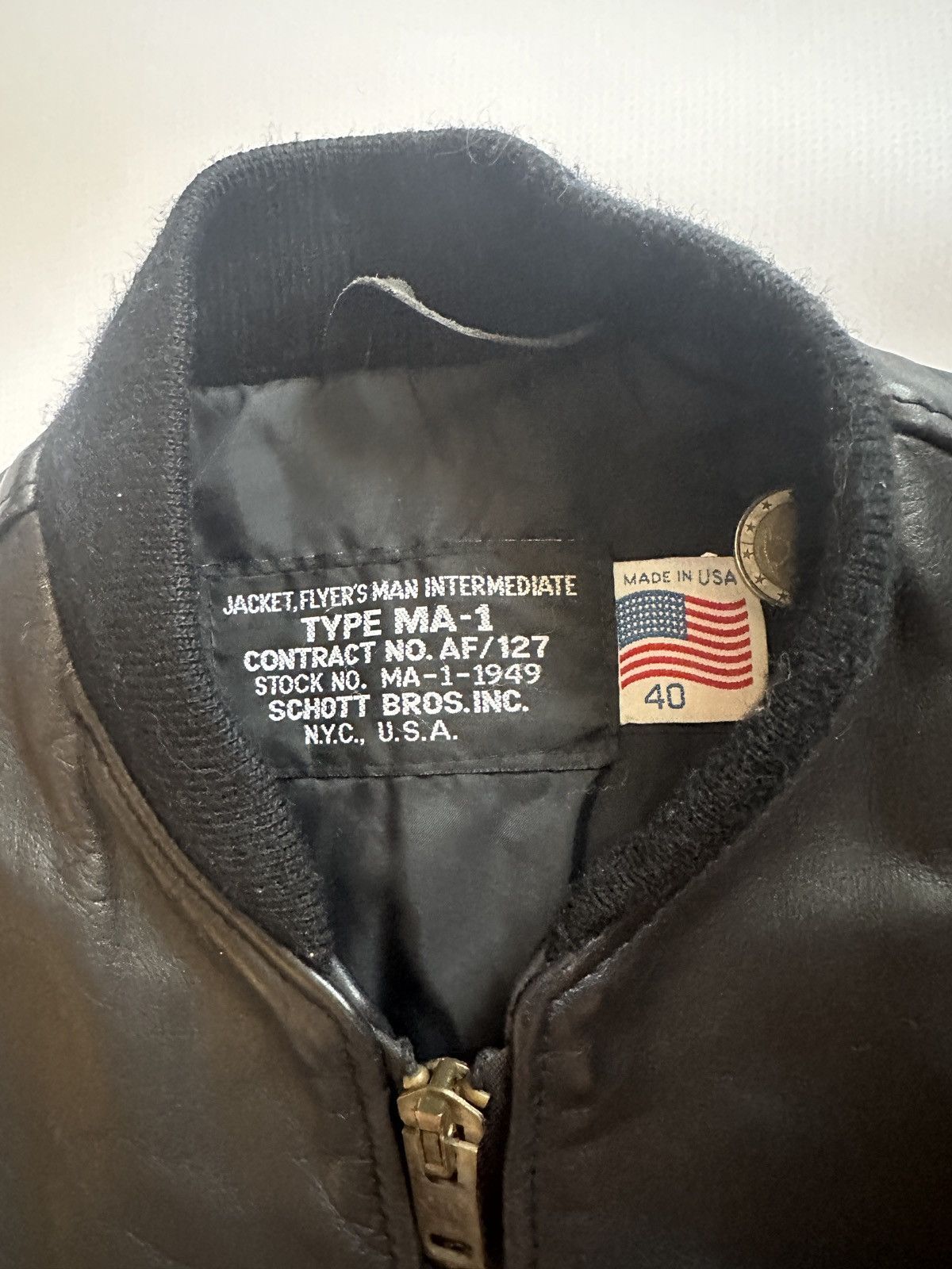 Schott VTG Schott MA-1 1949 Dark Leather Bomber Jacket USA Men Size US L / EU 52-54 / 3 - 3 Thumbnail