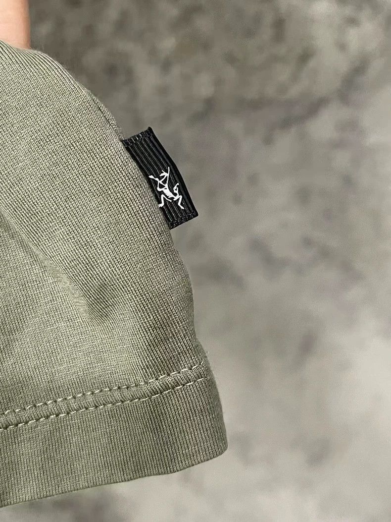 Arc'teryx Arcteryx Short Sleeve T-Shirt in Size L Size US L / EU 52-54 / 3 - 5 Thumbnail