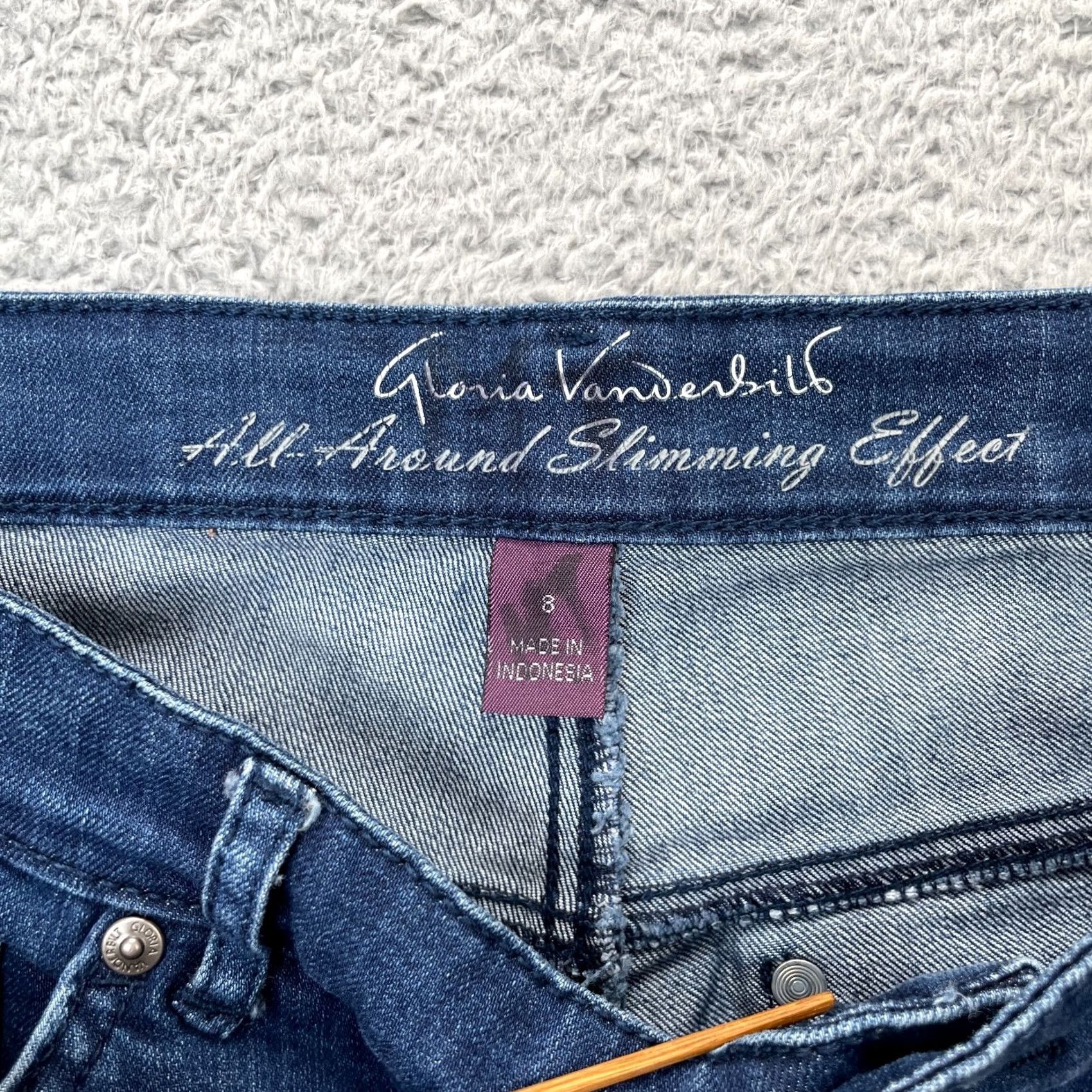 Gloria Vanderbilt Gloria Vanderbilt Jeans Womens 8 Blue Straight 5-Pocket Denim Slimming Comfort Regular City Preppy Pants Mens Women? Size 24" / US 00 / IT 34 - 3 Thumbnail