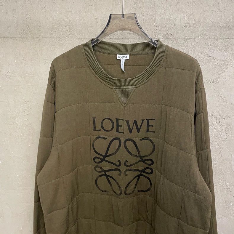 Loewe loewe Green chest large logo padded round-neck sweatshirt 2 Size US L / EU 52-54 / 3 - 2 Thumbnail