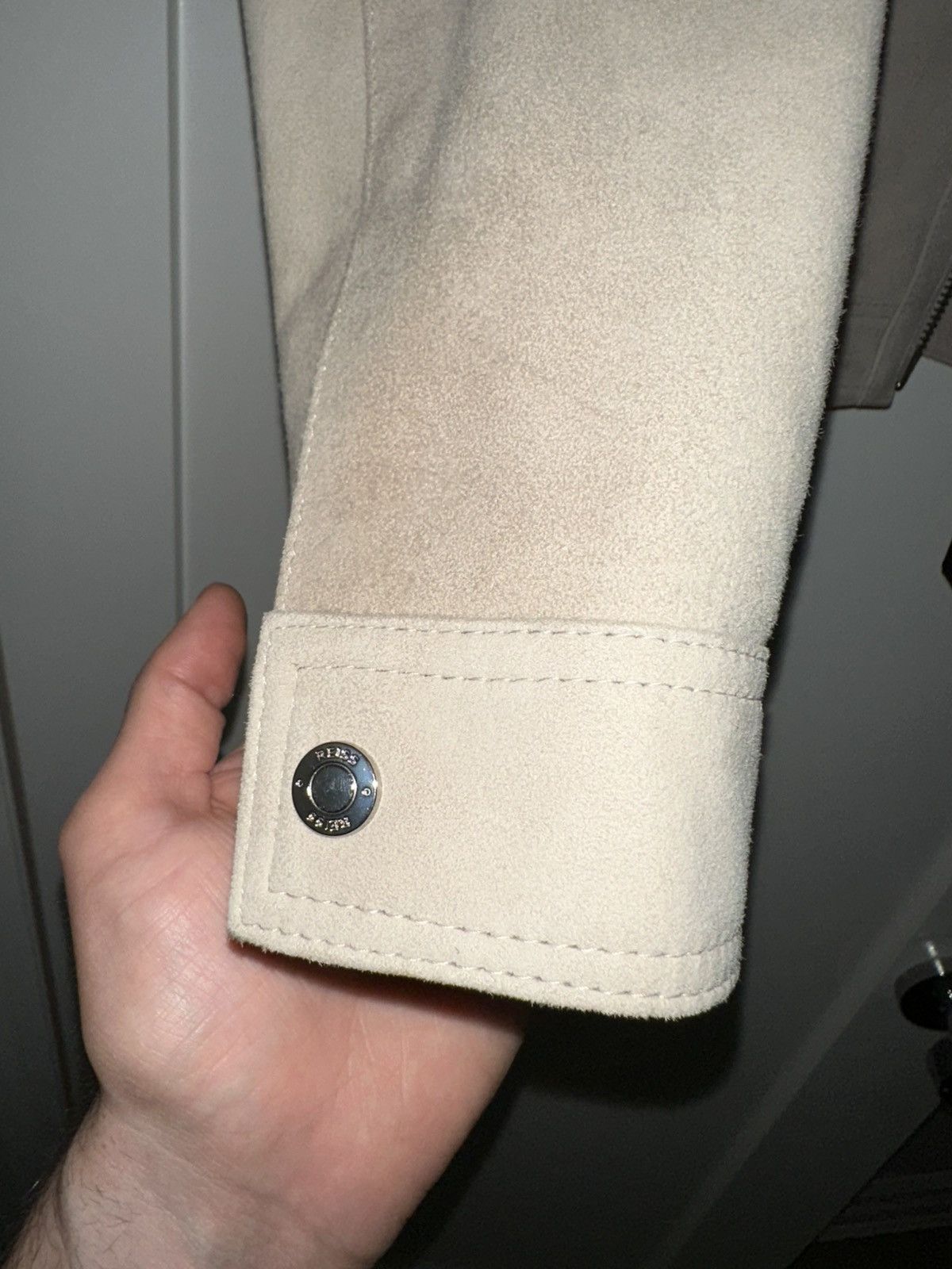 Reiss Reiss Suede Trucker Jacket sz M Size US M / EU 48-50 / 2 - 3 Thumbnail