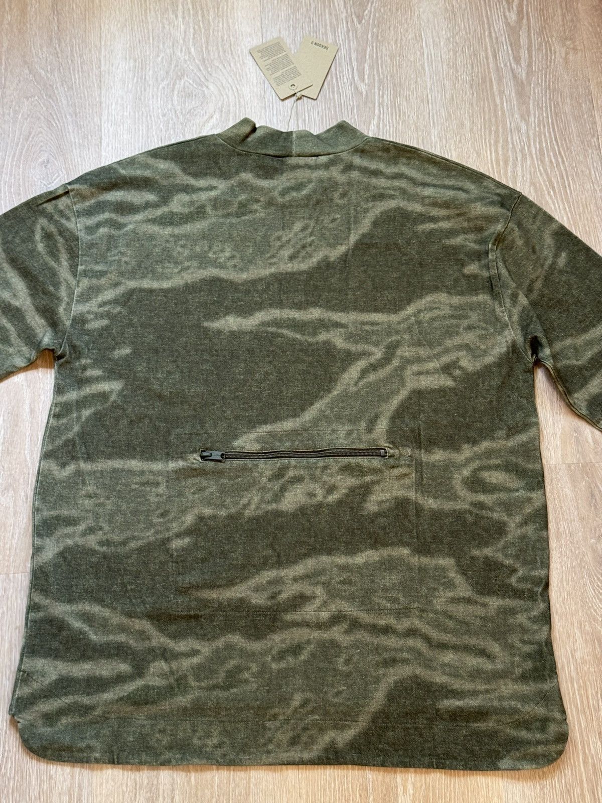 Adidas × Yeezy NEW YEEZY SEASON 3 MOTO LONG SLEEVE CAMO Size US M / EU 48-50 / 2 - 7 Thumbnail