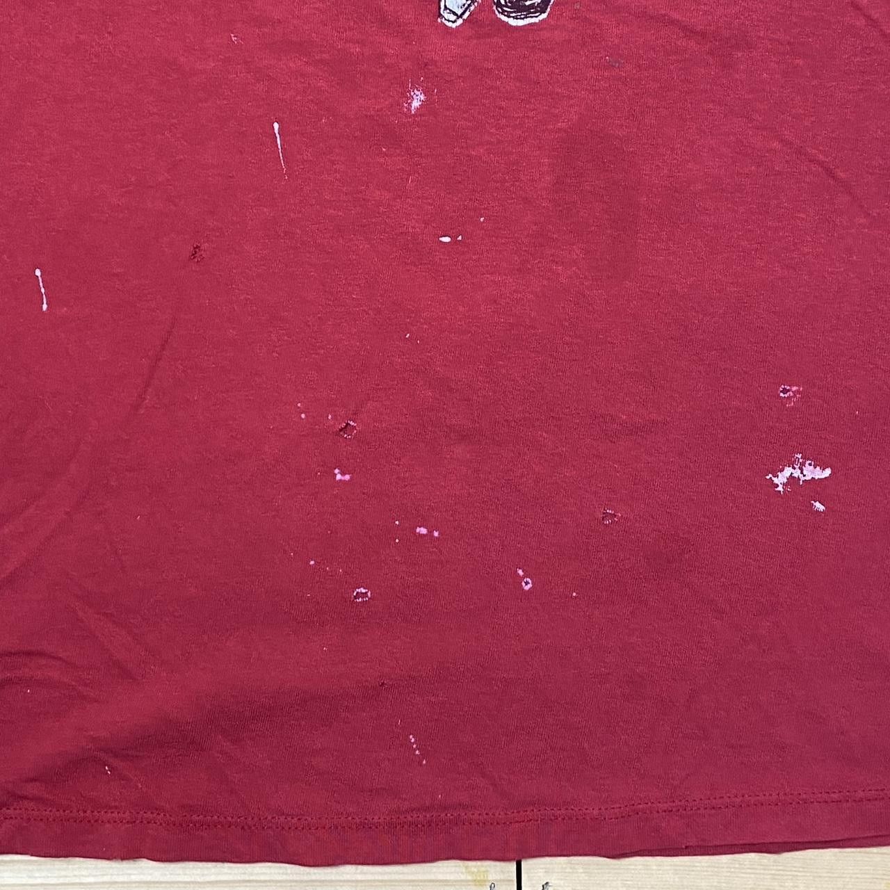 Nike Vintage Nike Red Thrashed Basketball Tee Size Large Size US L / EU 52-54 / 3 - 3 Thumbnail