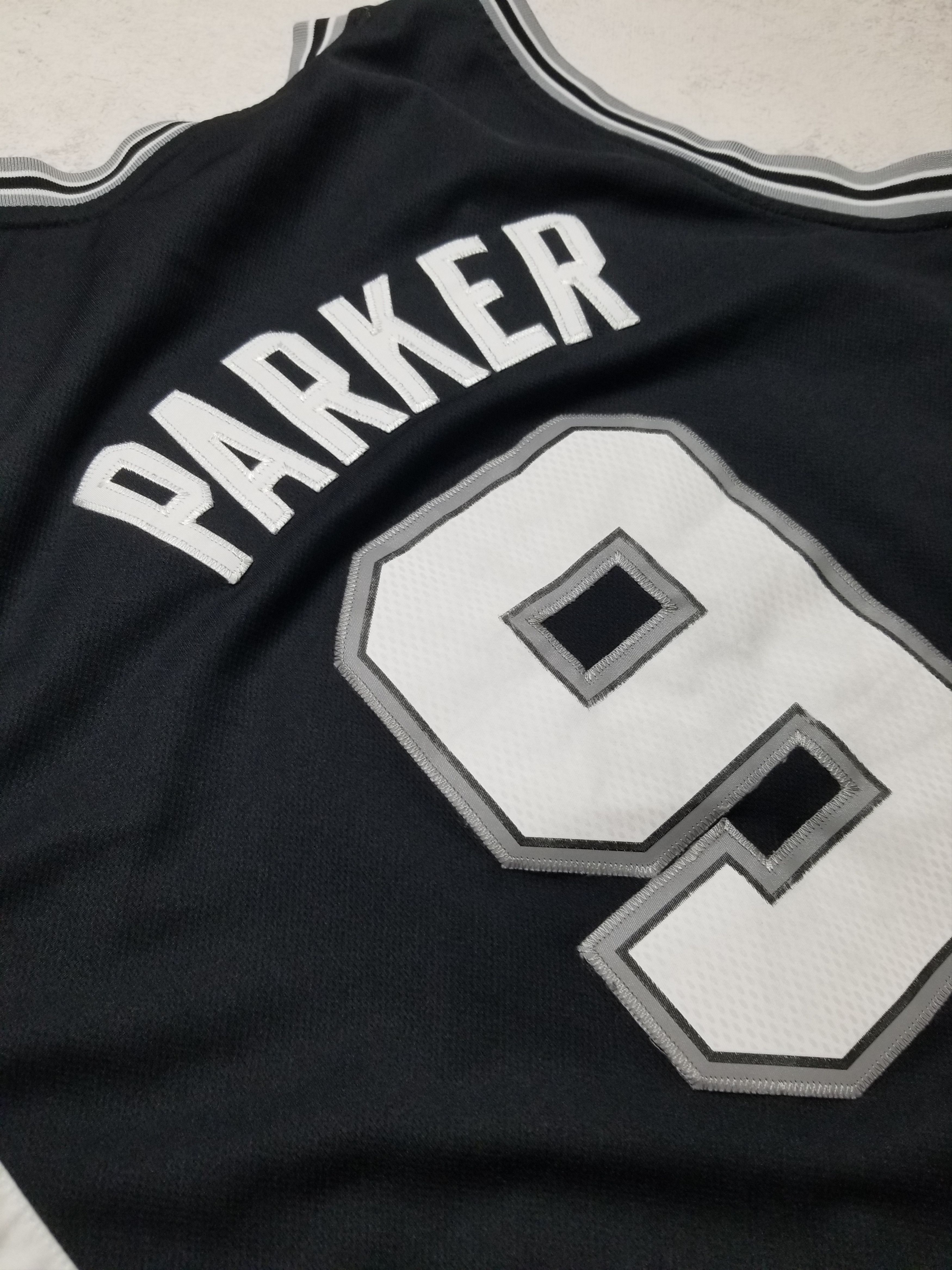 Adidas TONY PARKER #9 San Antonio Spurs NBA Swingman Sewn Jersey Size US M / EU 48-50 / 2 - 6 Thumbnail