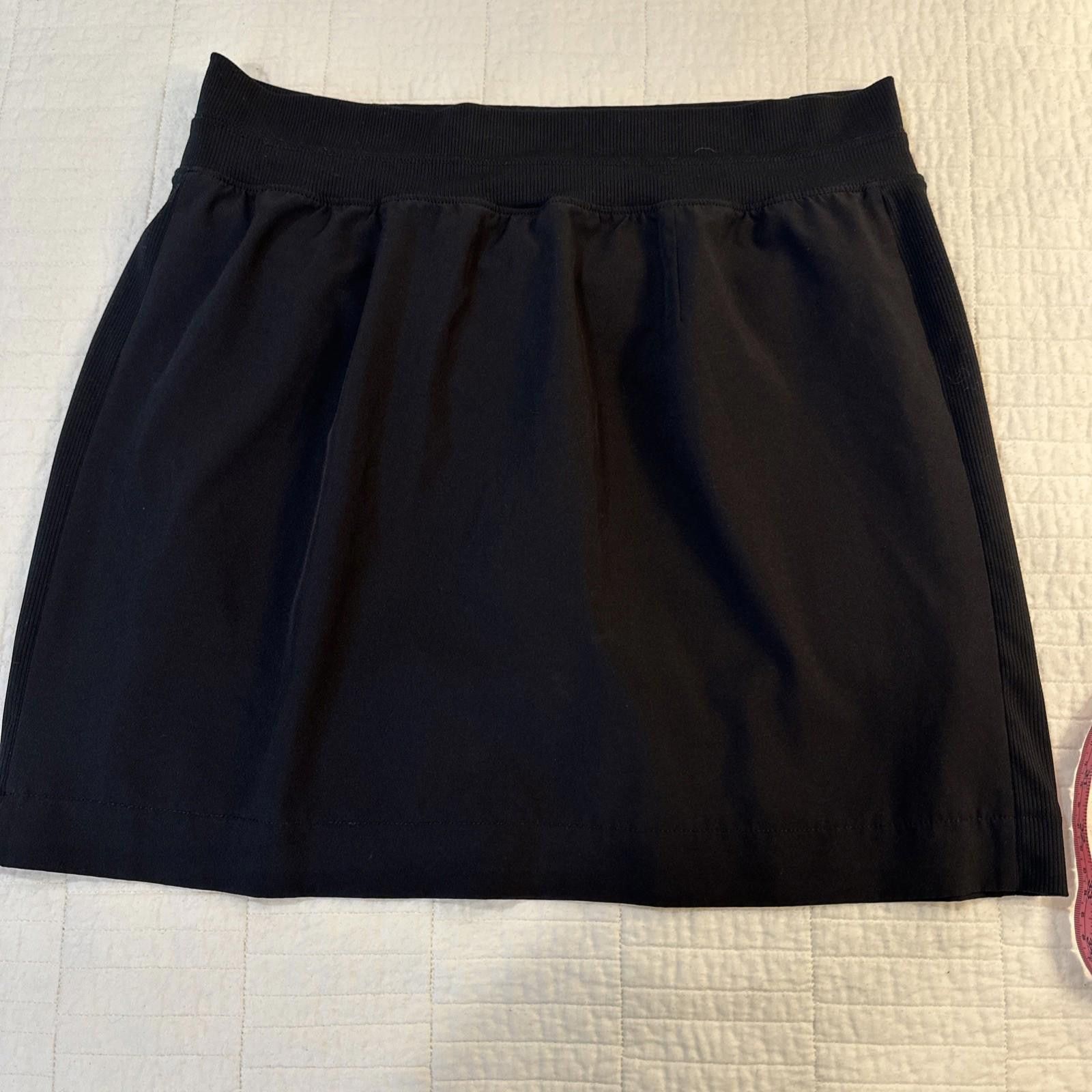 The Unbranded Brand Black medium Active skirt Skort Sweat Wicking Quick Dry Size 32" / US 10 / IT 46 - 6 Thumbnail