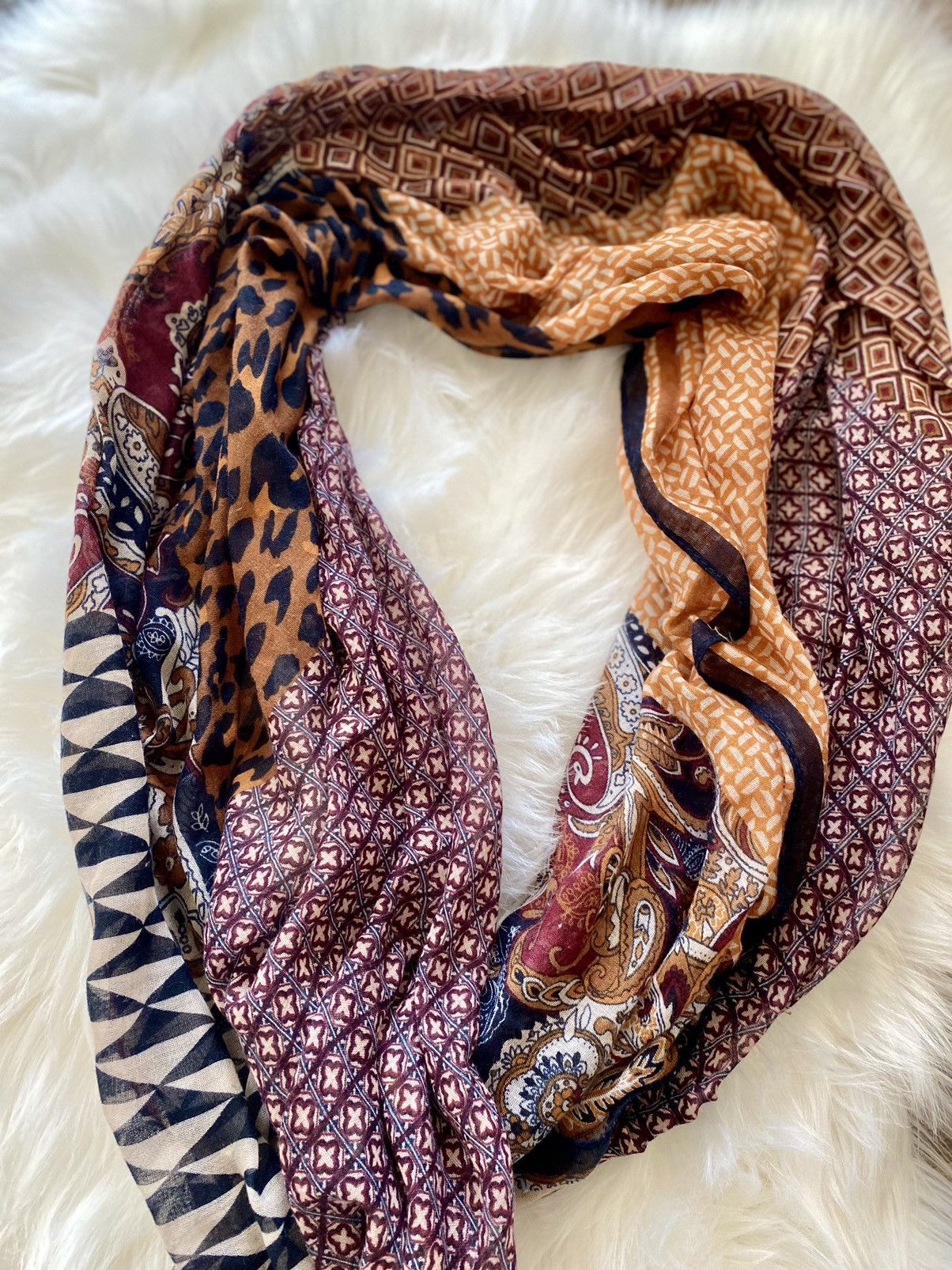 Vintage VINTAGE VERSATILE MULTI PRINT SCARF WRAP SHAWL Size ONE SIZE - 2 Thumbnail