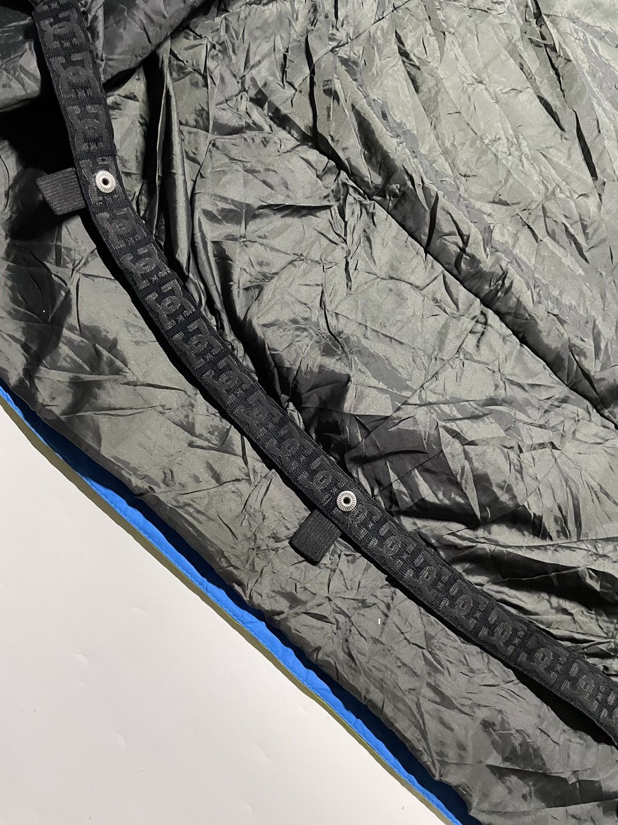 DC DC Outdoor 5000mm waterproof gropcore Windbreaker Jaket Size US L / EU 52-54 / 3 - 6 Thumbnail