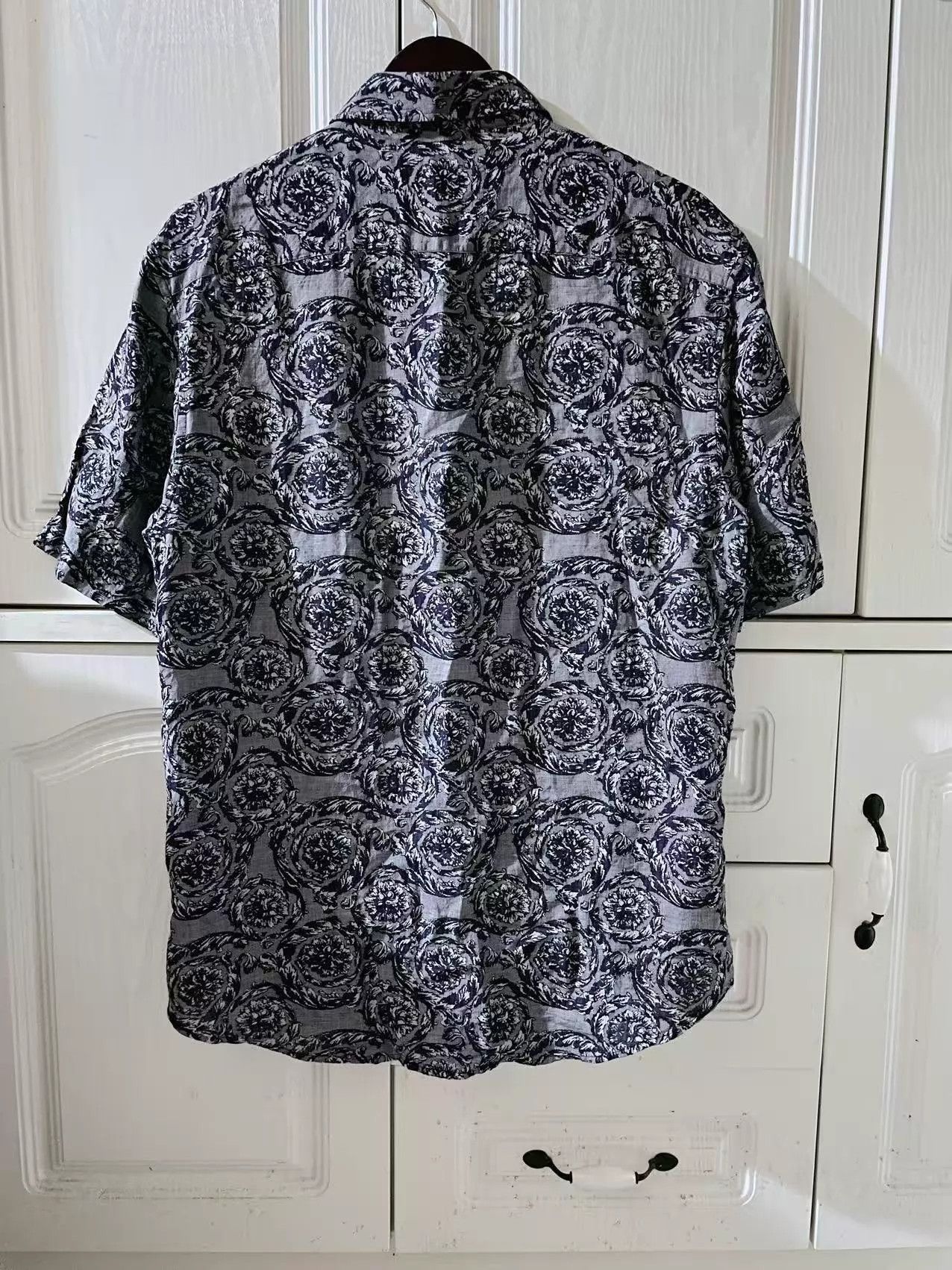 Versace Versace Runway Baroque Print Short Shirt XL 99New Size US XL / EU 56 / 4 - 2 Thumbnail
