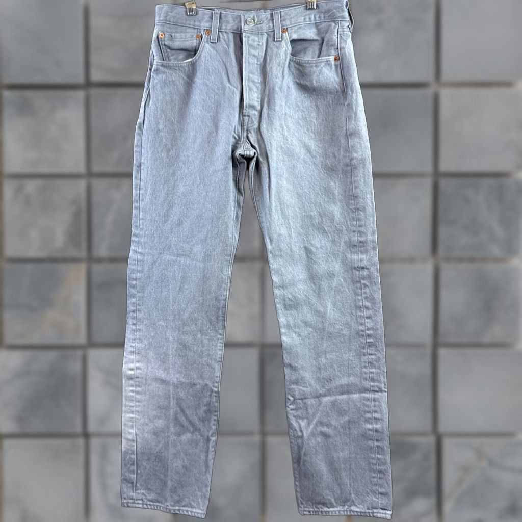 Levi's Levi's 501 Jeans Mens 32x32 Gray Button Fly Faded Bleach Denim Pants Vintage No (Tag33x36) Size US 33 - 1 Thumbnail