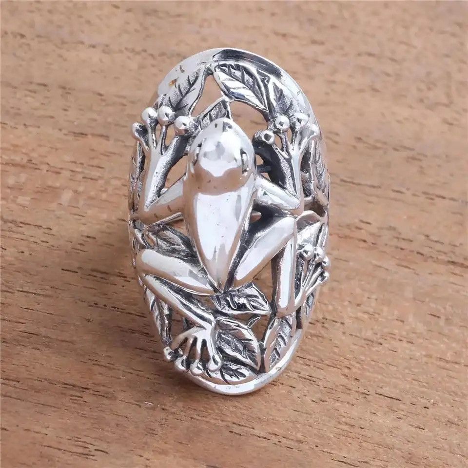 Jewelry × Vintage New Creative Design Women Ring Hollow Frog Animal Rings Size ONE SIZE - 3 Thumbnail