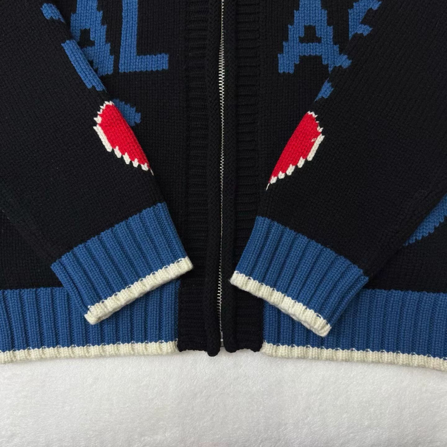 Other PALACE X EVISU Black and Blue Heart Zipper Sweater Size M / US 6-8 / IT 42-44 - 3 Thumbnail