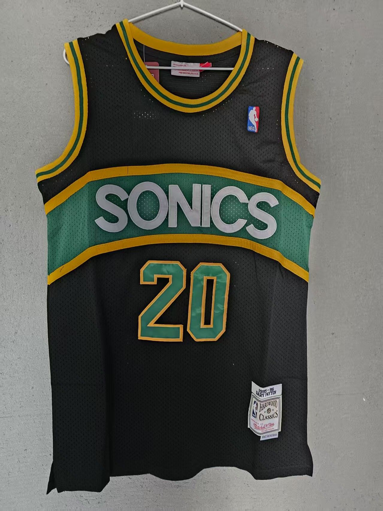 NBA Seattle Supersonics #20 Gary Payton Jersey Size US S / EU 44-46 / 1 - 2 Thumbnail