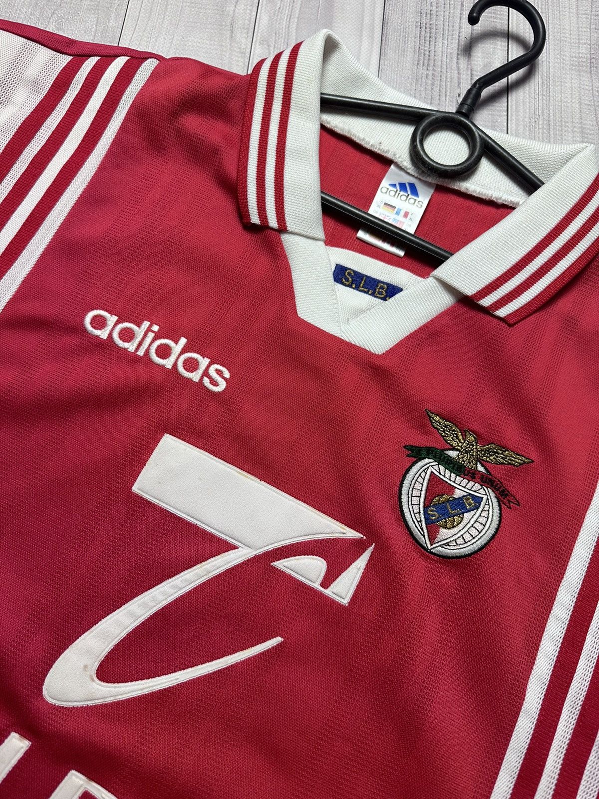 Adidas × Vintage Vintage adidas Benfica soccer jersey 8 Joao Pinto size XL Size US XL / EU 56 / 4 - 5 Thumbnail