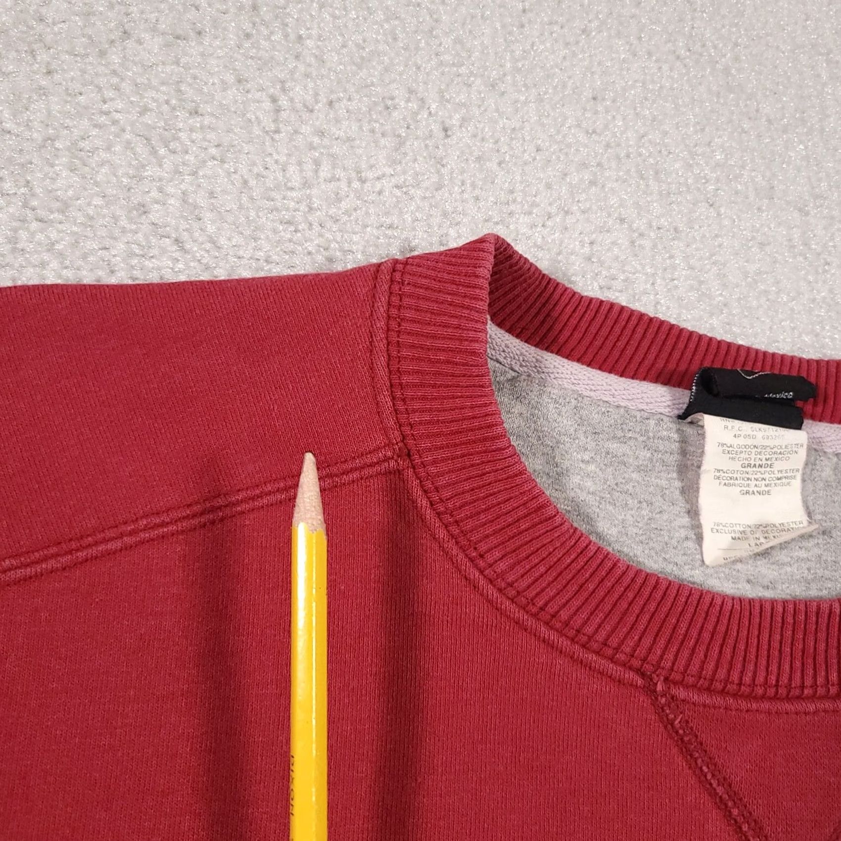 Starter VINTAGE Starter Pullover Sweatshirt Crewneck Mens Large Red Faded Blank 90s Sports Heavyweight Cotton Polyester Fabric Fleece Size US L / EU 52-54 / 3 - 7 Thumbnail