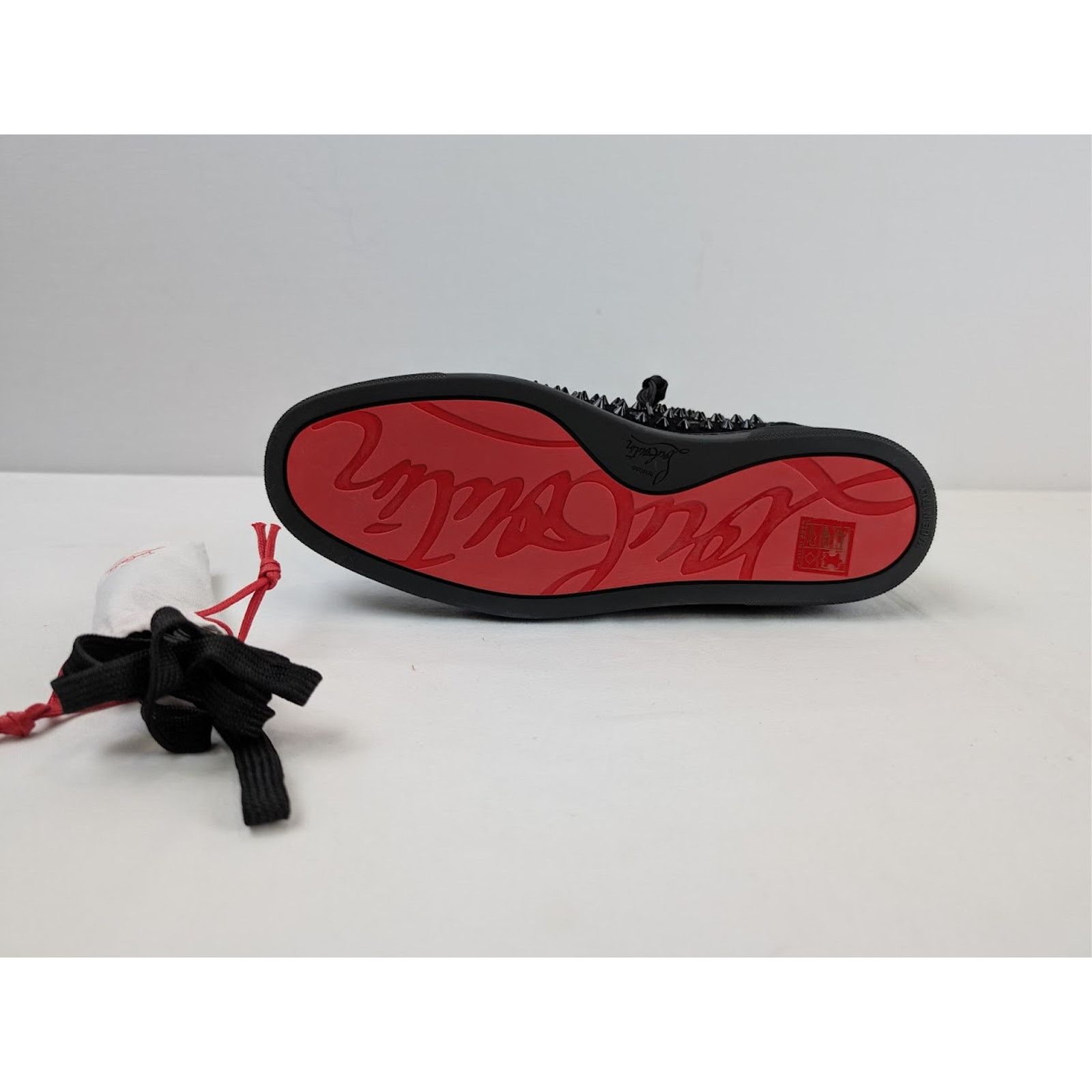 Christian Louboutin o1rshd1 Louis Orlato Flat Sneakers in Black Size US 8 / EU 41 - 11 Thumbnail