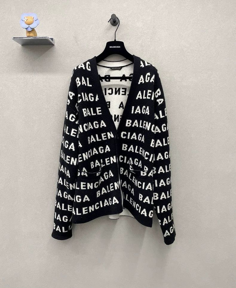 Balenciaga Balenciaga Black Full Print Logo Knit Cardigan Size S / US 4 / IT 40 - 1 Thumbnail