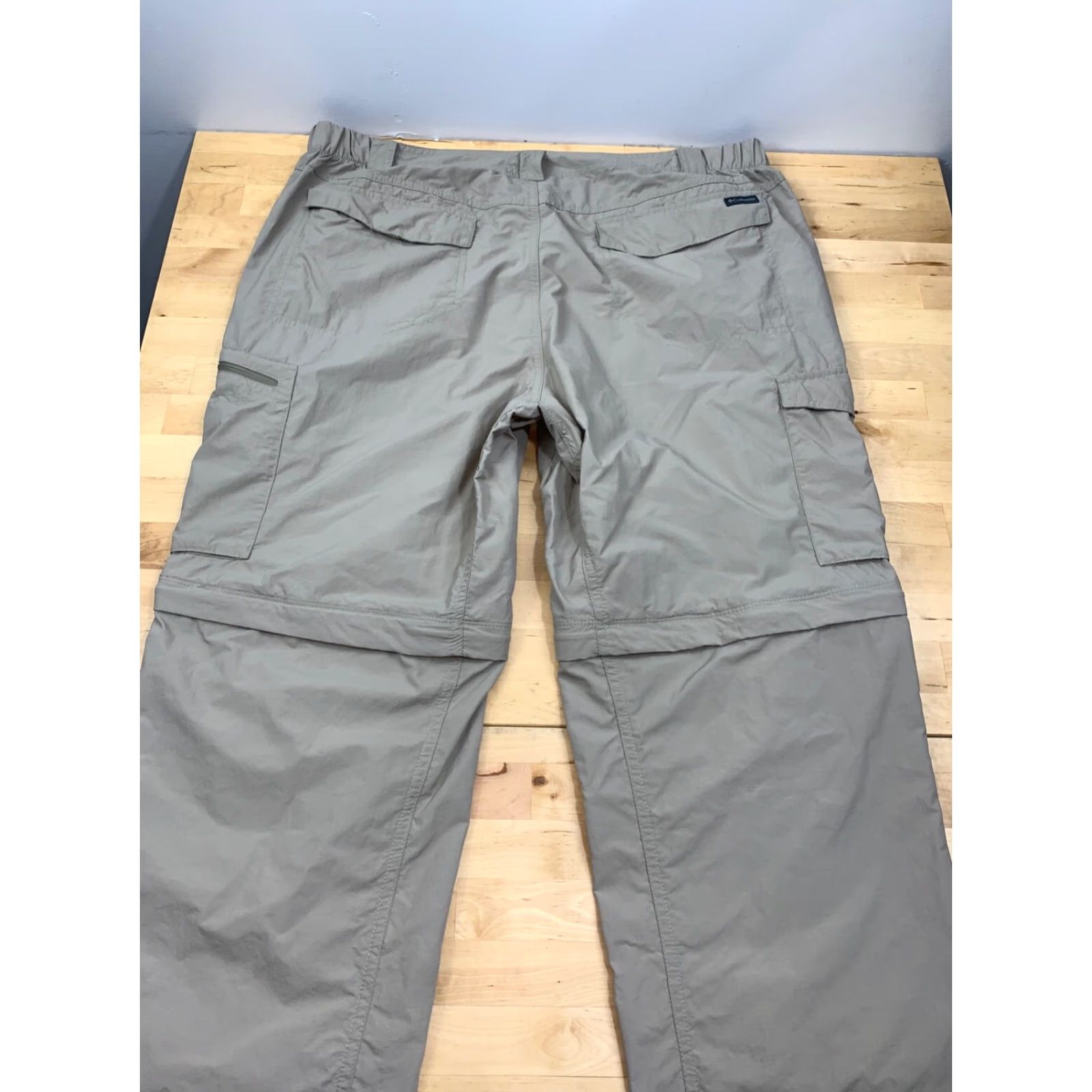 Vintage Columbia Pants/shorts Beige 40x30 Regular Men Inseam 30 Convertible Cargo Ankle Outdoor Hiking 4049 Size US 40 / EU 56 - 3 Thumbnail