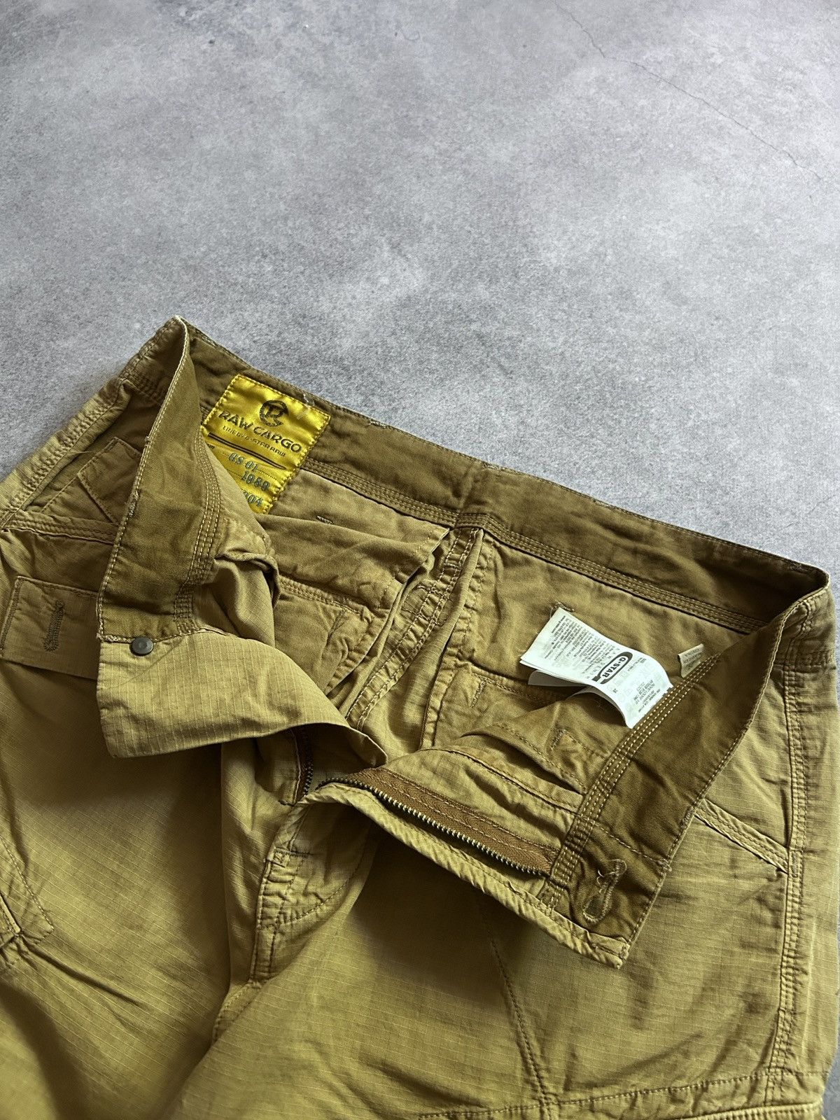 G-Star Vintage G star Raw cargo y2k shorts mens Size US 28 / EU 44 - 4 Thumbnail