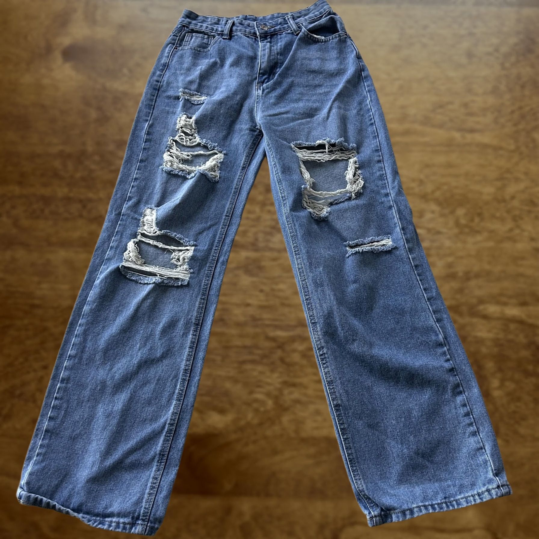 Shein Shein Jeans Womens 6 Medium Wash Blue Distressed Straight Wide Leg Relaxed Denim Jeans White? Size 28" / US 6 / IT 42 - 1 Thumbnail