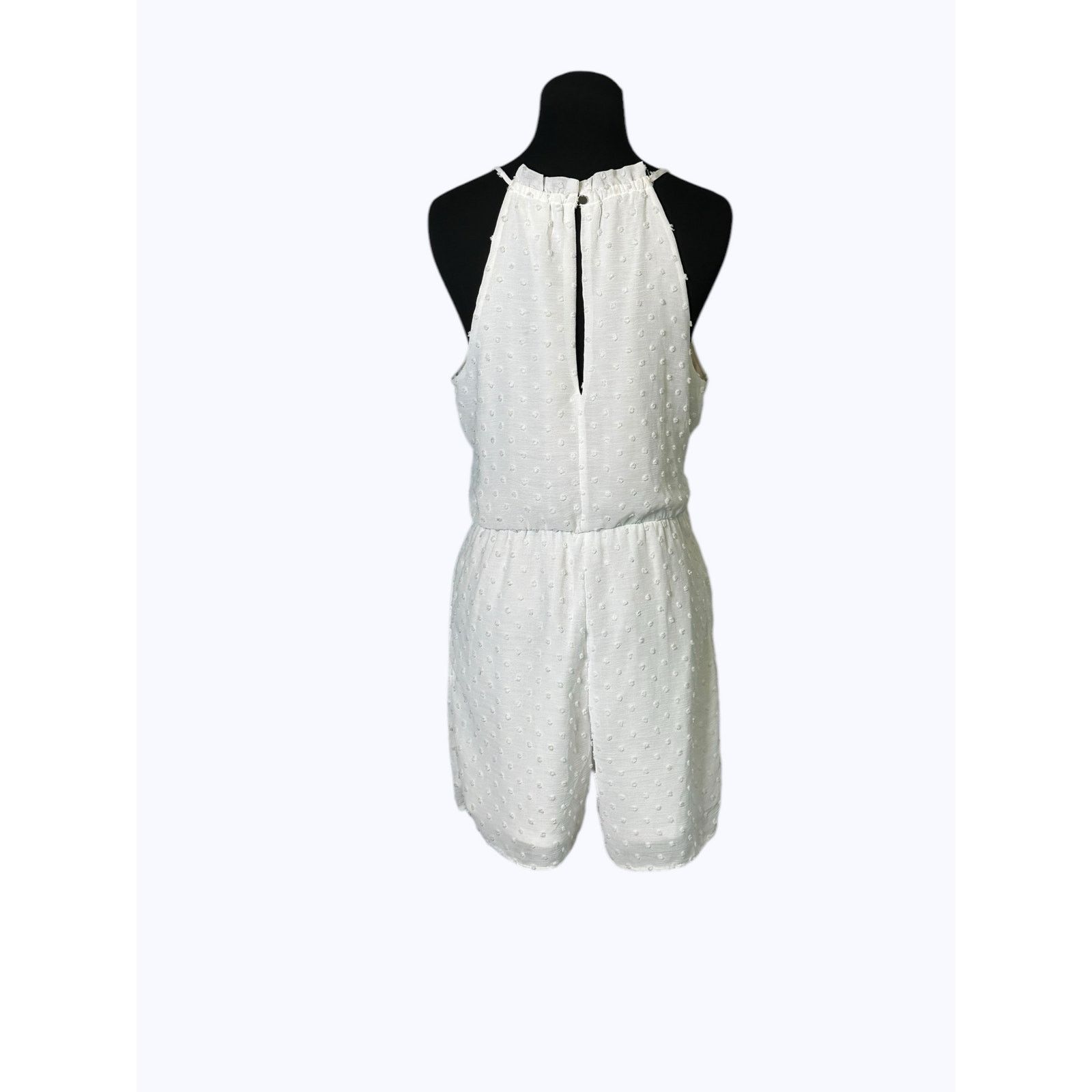 Bar III BAR III white swiss dot texture halter romper size Medium Size 28" / US 6 / IT 42 - 15 Thumbnail