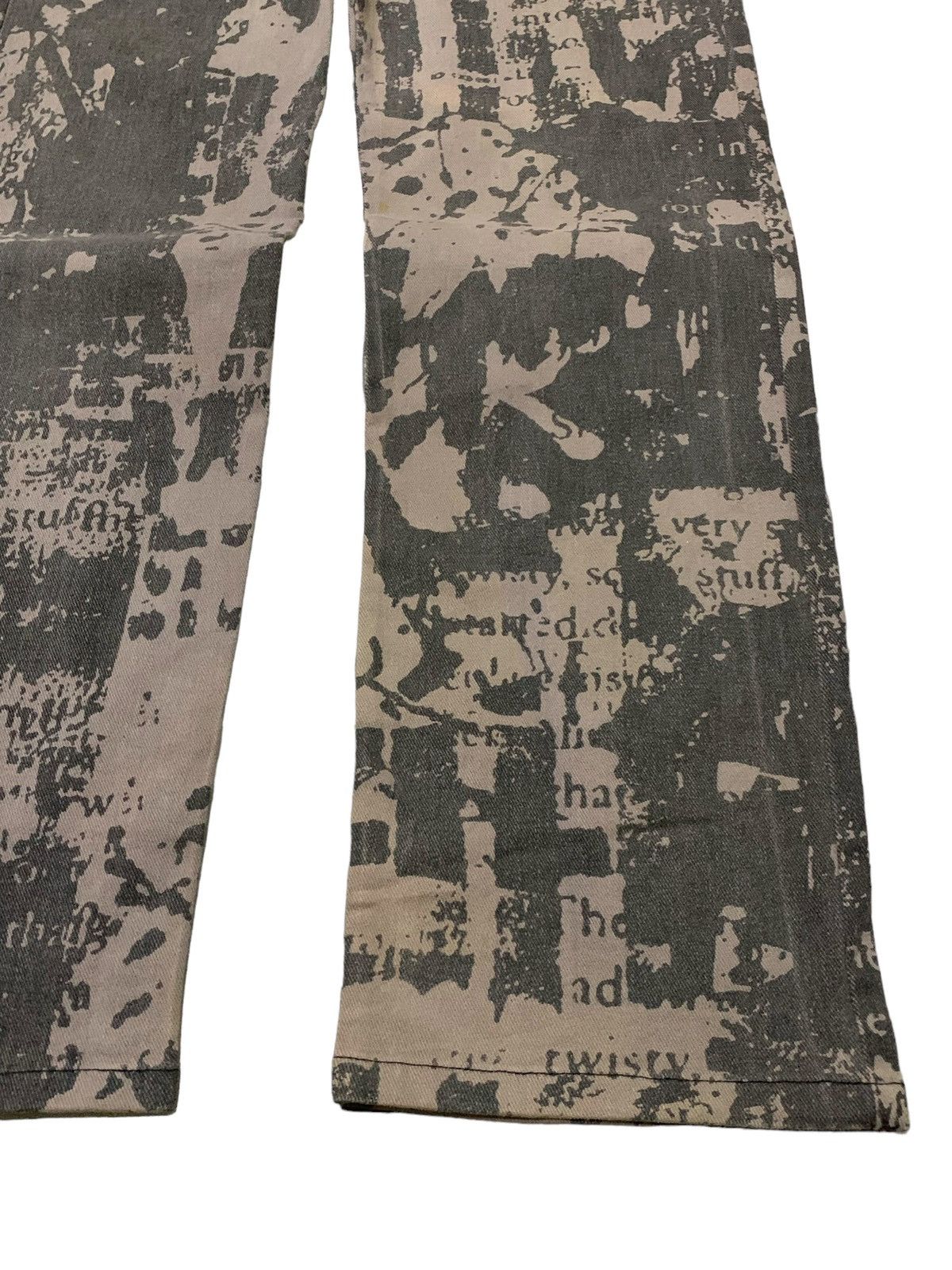 In The Attic × Junya Watanabe In The Attic Japan Trompe L’oeil Poems Loose Denim Pants Size US 30 / EU 46 - 8 Thumbnail