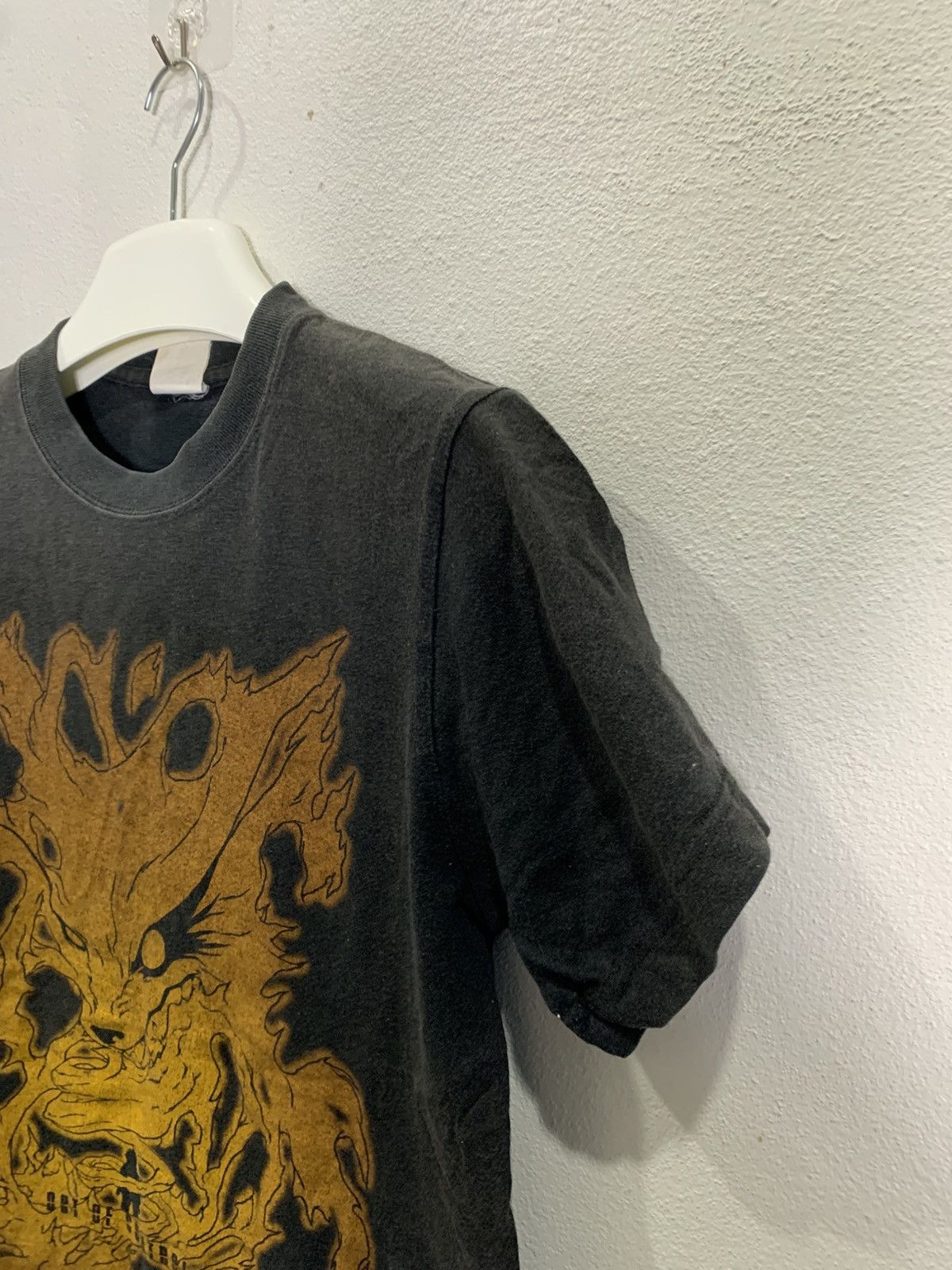 Anime Vintage Naruto kyuubi Mode tshirt Size US M / EU 48-50 / 2 - 4 Thumbnail