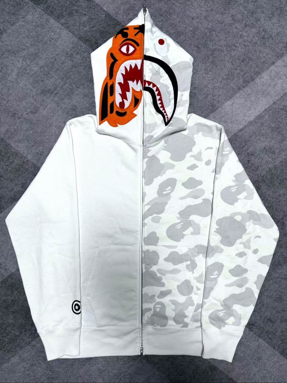 Bape A Bathing Ape City Camo Shark Tiger Full Zip Hoodie XXL Size US XXL / EU 58 / 5 - 1 Thumbnail