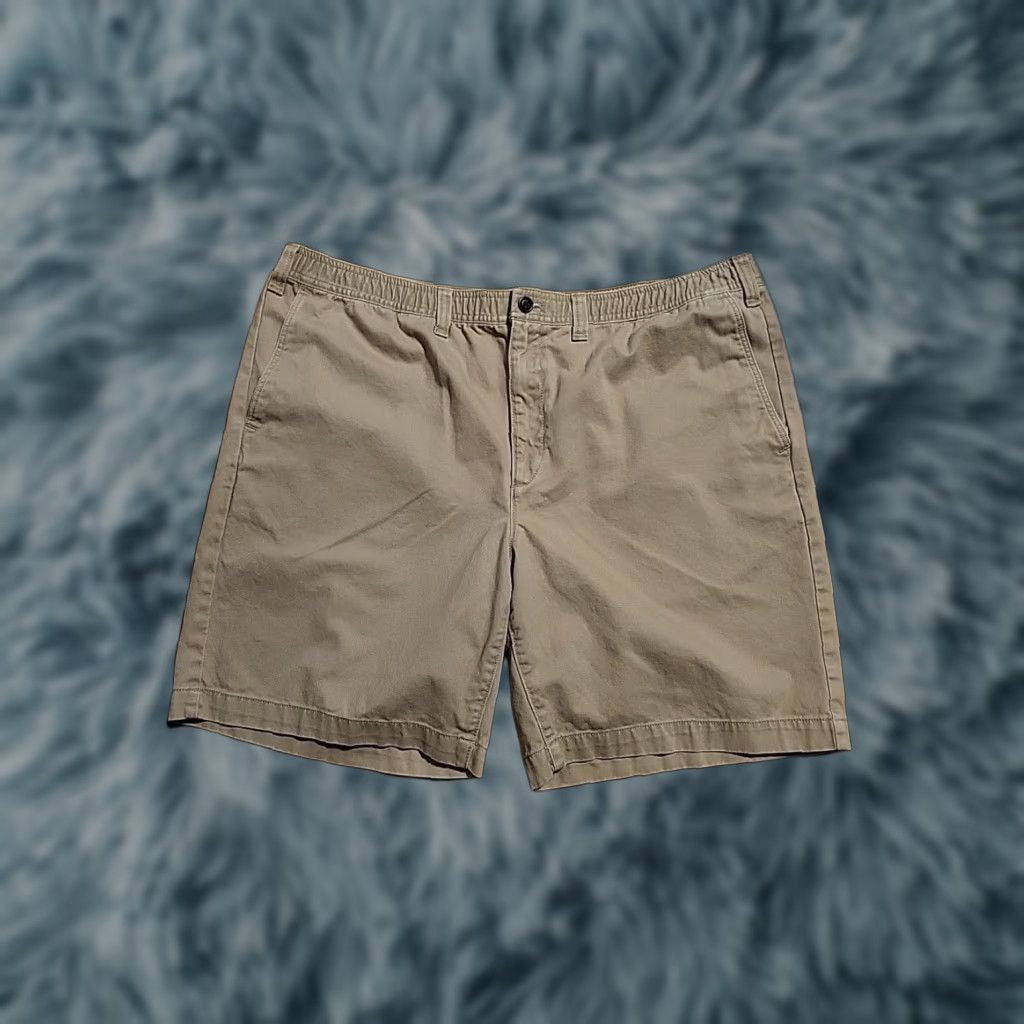 Eddie Bauer VINTAGE Eddie Bauer Chino Shorts Mens XXL 42x8 Beige Flat Front Cotton Y2K Size US 39 - 1 Thumbnail